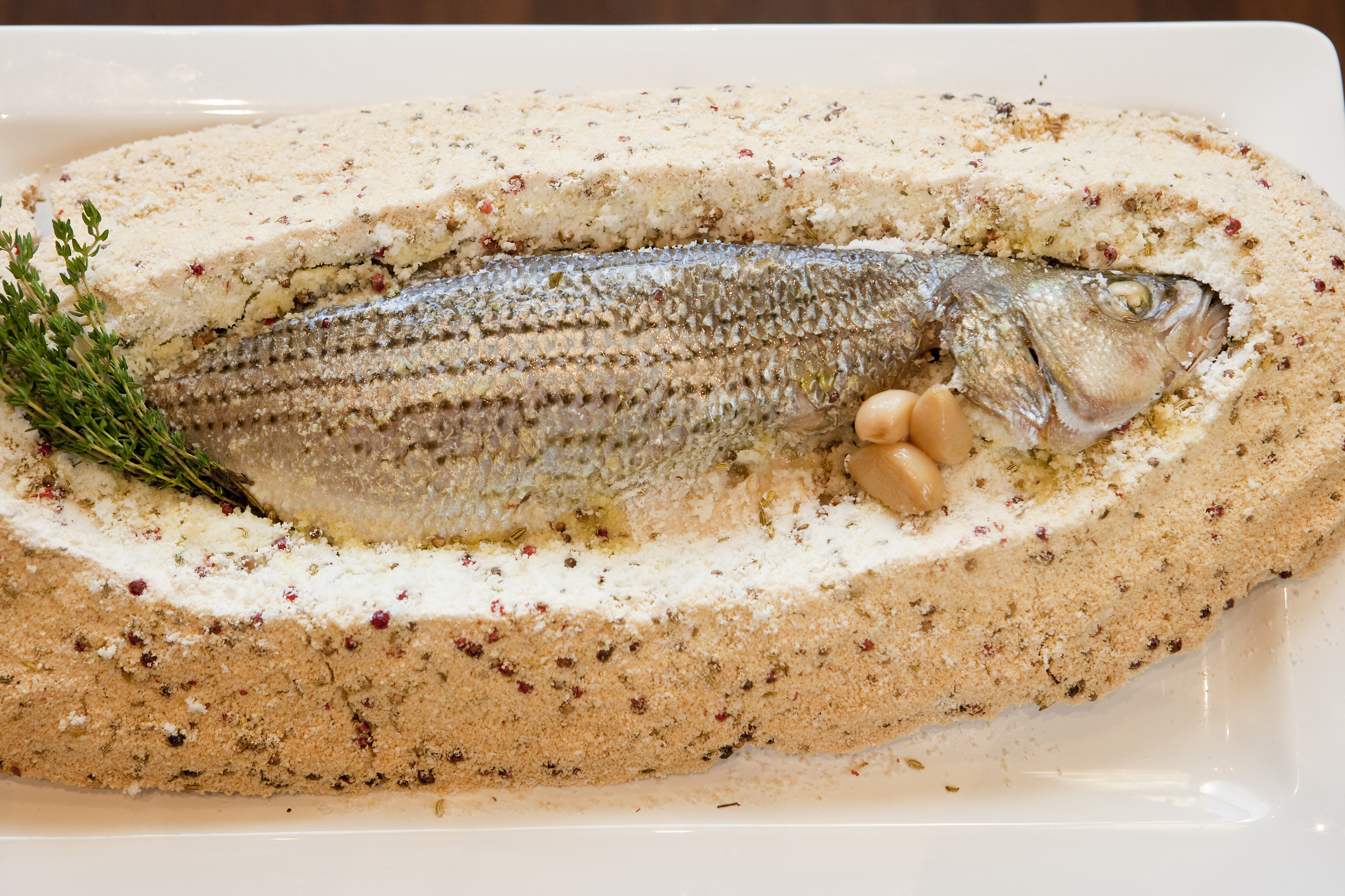 Whole,Baked,Sea,Bass,In,Salt,Basket