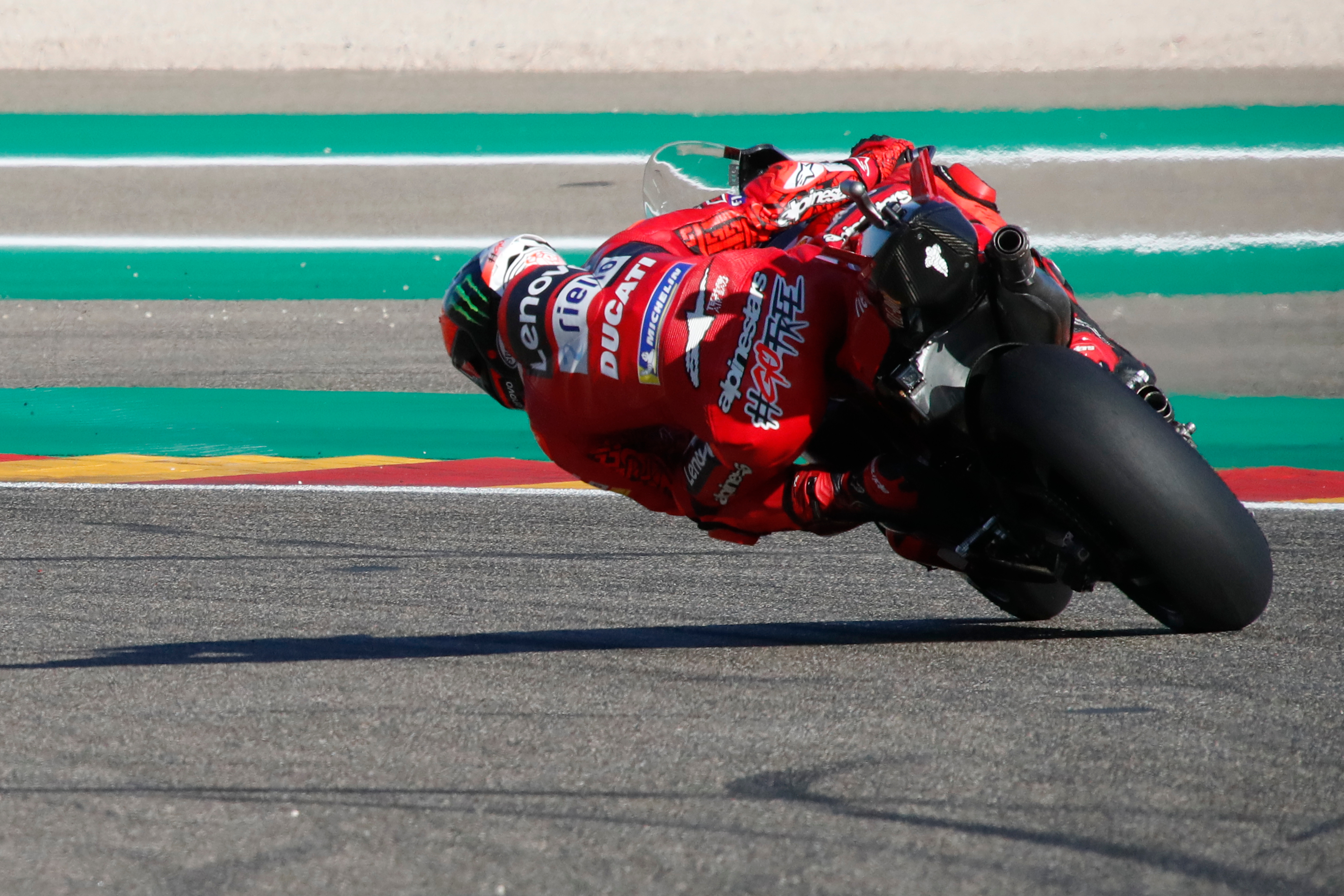 epa10189422 MotoGp's rider Francesco Bagnaia (Ducati Lenovo Team), during the training session at Motorland racetrack, in Alcañiz, Aragon, Spain, 17 September 2022. The Aragon motorcycling Grand Prix wil be held on 18 September.  EPA-EFE/JAVIER CEBOLLADA