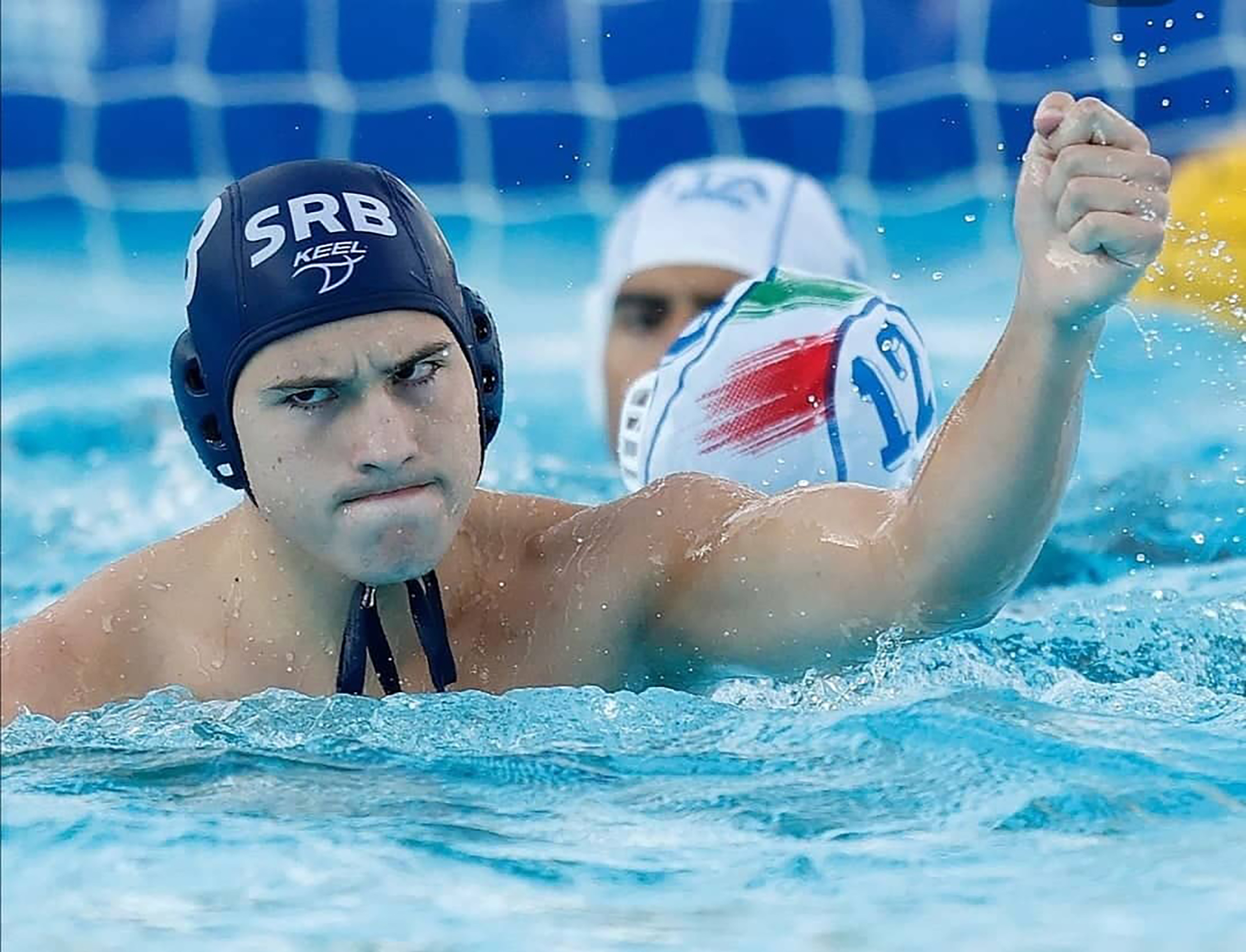 Vaterpolisti Srbije, momci do 19 godina, izborili su plasman u finale Evropskog prvenstva koje se održava u Podgorici. U polufinalu, Srbija je posle atomske utakmice, triler završnice i peteraca pobedila Mađarsku sa 18:17