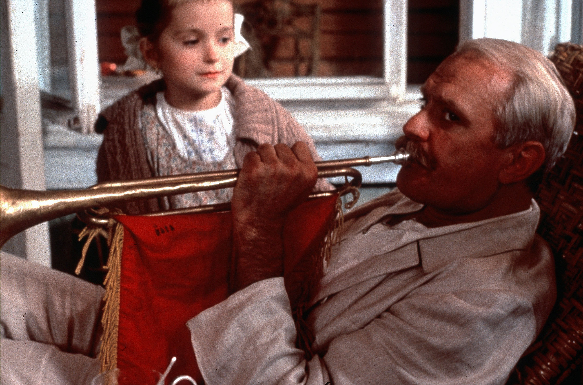 BURNT BY THE SUN   [RUSSIA / FRANCE 1994]   NADEZHDA MIKHALKOVA, NIKITA MIKHALKOV     Date: 1994,Image: 43102944, License: Rights-managed, Restrictions: , Model Release: no, Credit line: Rights Managed / Mary Evans Picture Library / Profimedia