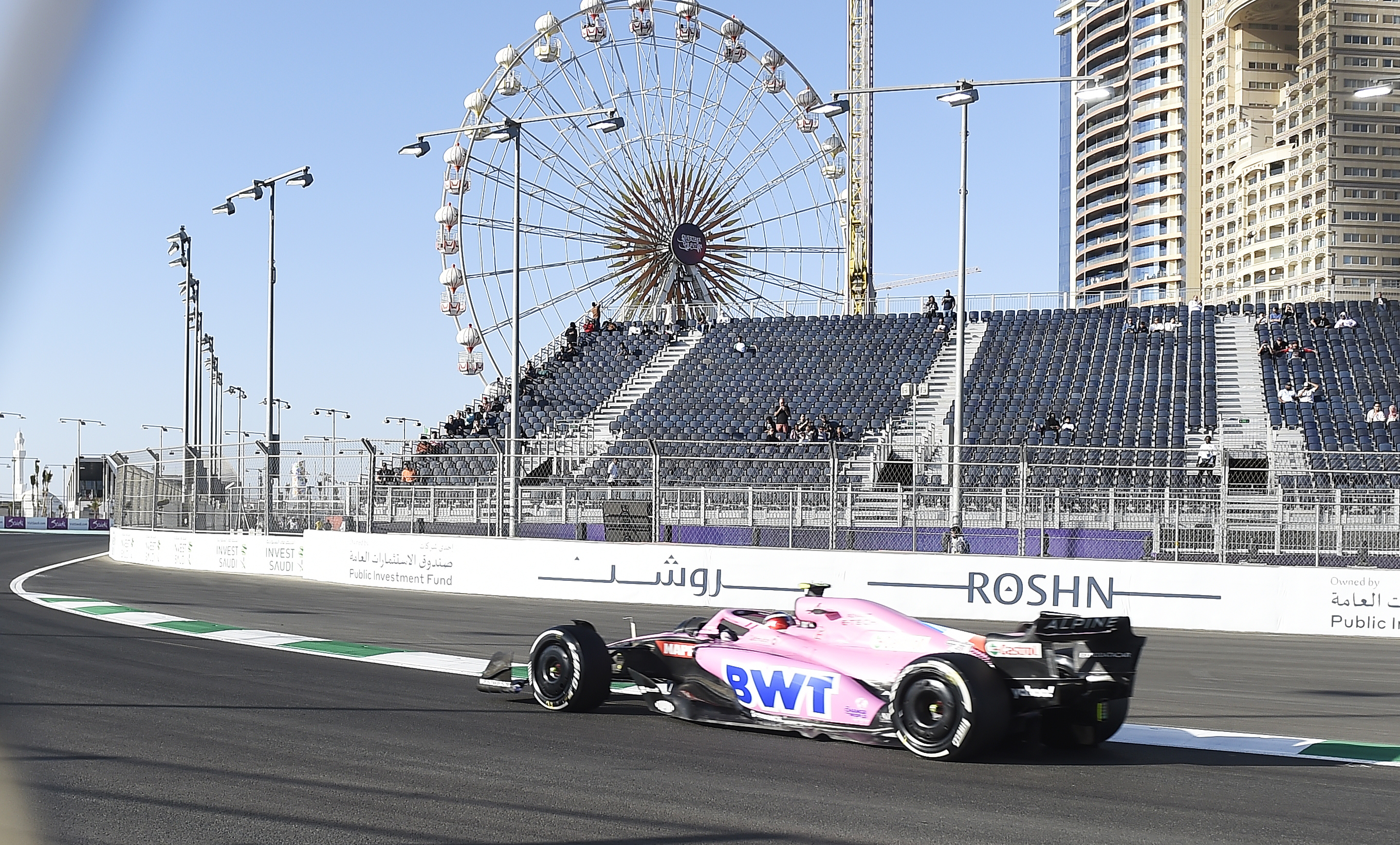 epa09849203 French Formula One driver Esteban Ocon of Alpine F1 Team during a practice session for the Formula One Grand Prix of Saudi Arabia on the Corniche Circuit in Jeddah, Saudi Arabia, 25 March 2022.  EPA-EFE/STR