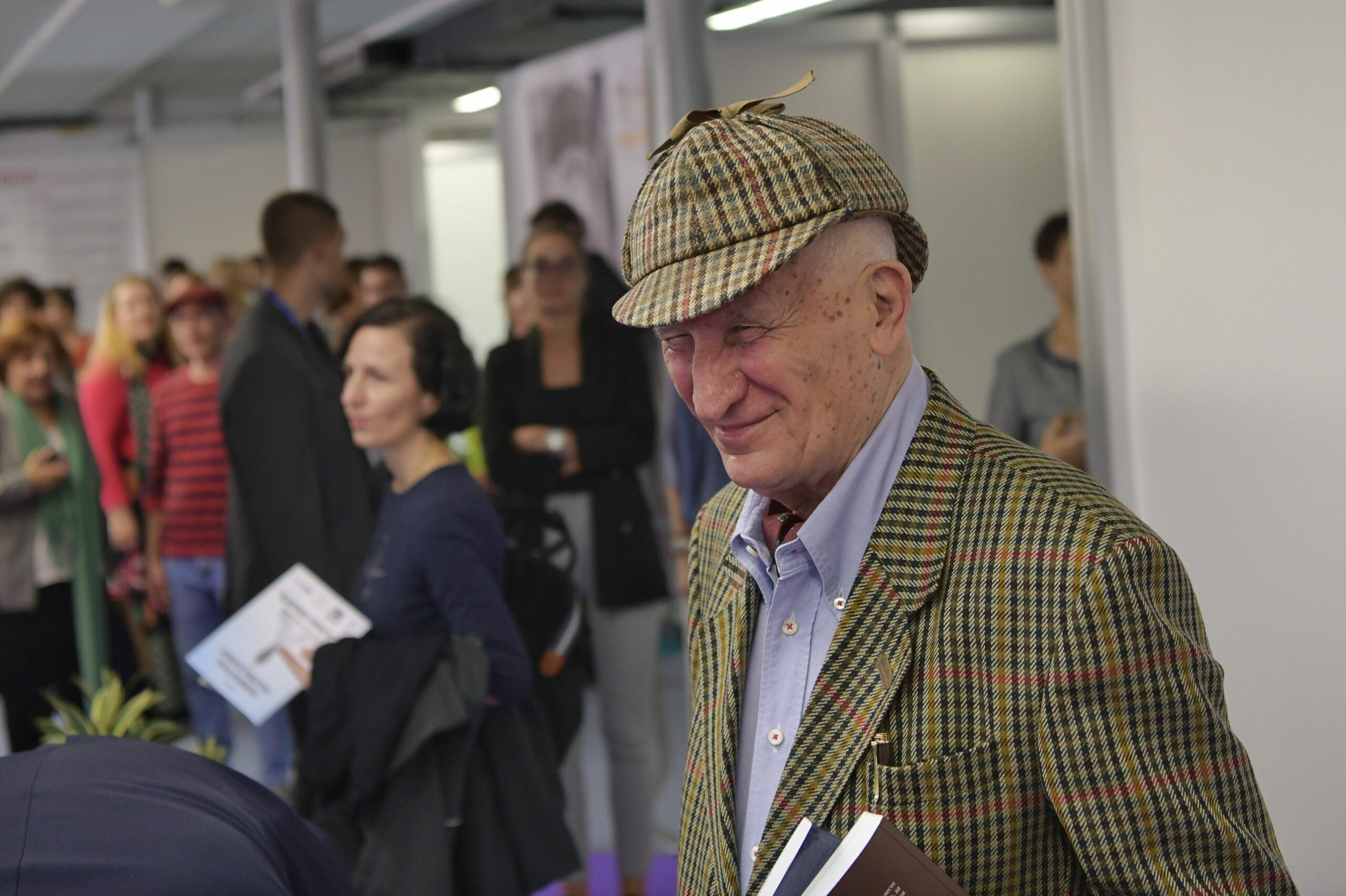 Beograd 24. oktobar 2022. Matija Bećković na Sajmu knjiga, Sajam knjiga Povratak napisanih Foto:Goran Srdanov/Nova.rs