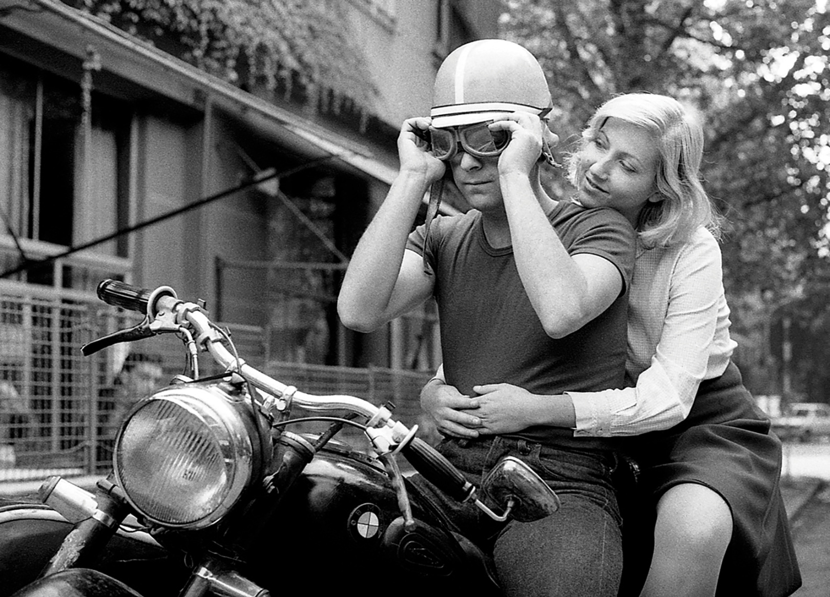 Serija Grlom u jagode reditelja Srdjana Karanovica, 40 godina od snimanja i emitovanja serije, Branko Cvejic i Goradana Maric FOTO  iz Programskog arhiva RTS