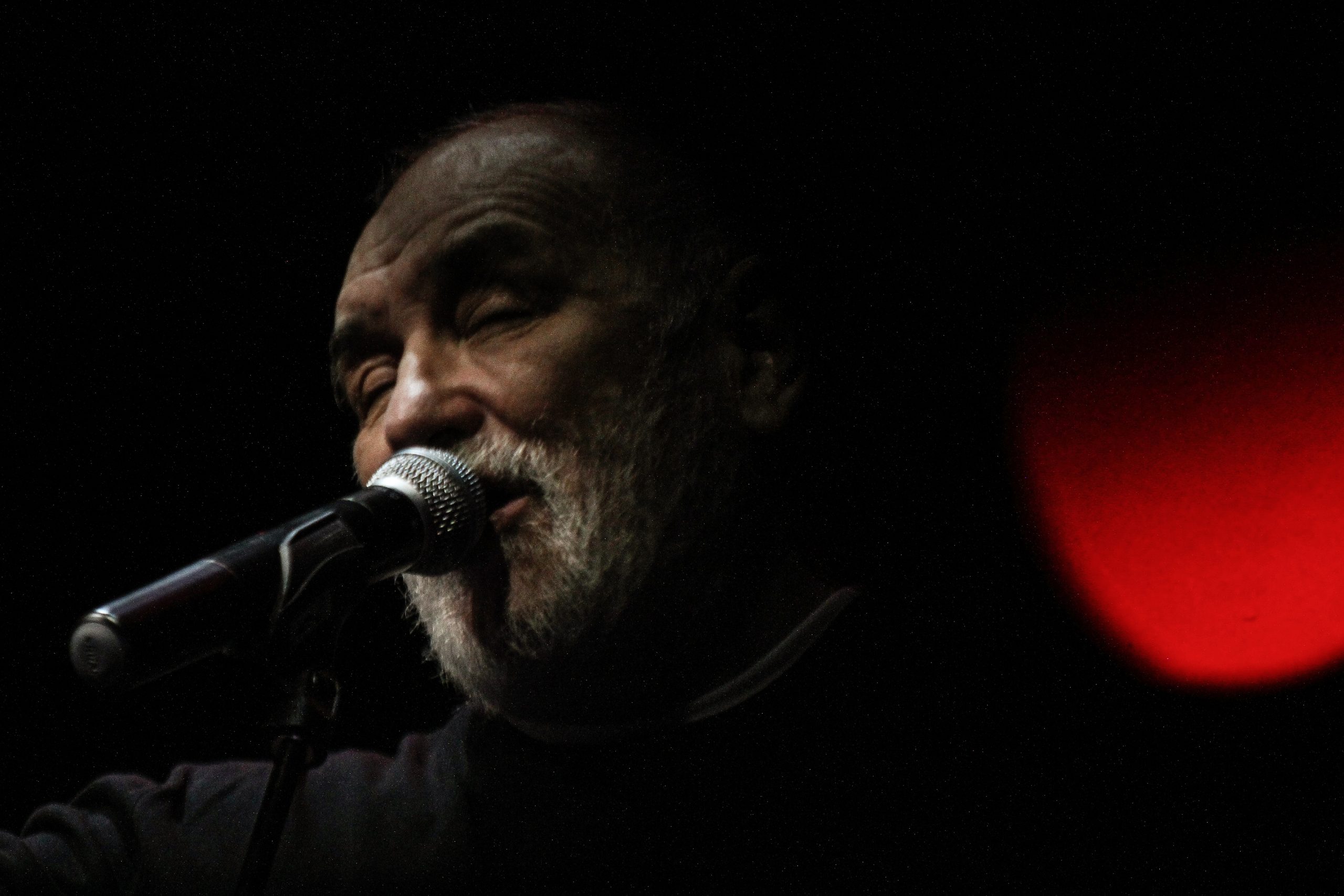 02, December, 2018, Belgrade - Concert of Djordje Balasevic held in Kombank dvorana. Djordje Balasevic. Photo: Stefan Tomasevic/ATAImages
02, decembar, 2018, Beograd - Koncert Djordja Balasevica u Kombank dvorani. Foto: Antonio Ahel/ATAImages
