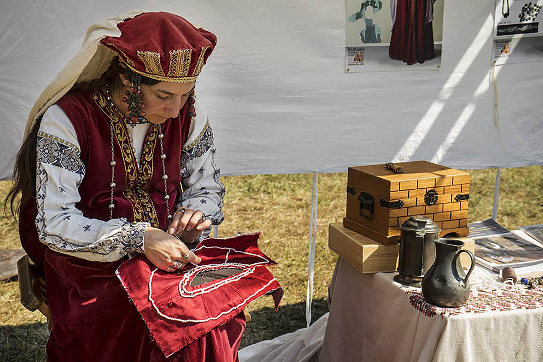 Galerija Reflektor, Užice, izložba Migracije, destinacije extended.