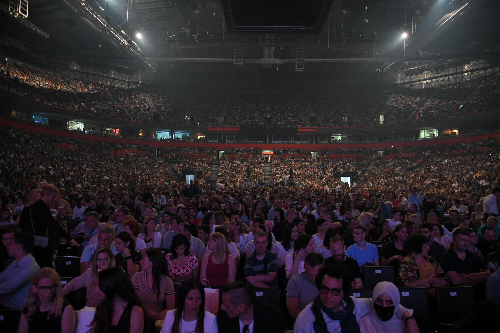 Beograd 23.05.2022. 2Cellos, 2 Cellos, 2 Čelos, koncert u Štark Areni Foto: Nemanja Jovanović/Nova.rs