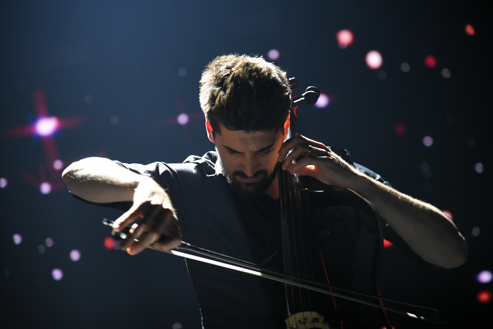 Beograd 23.05.2022. Luka Šulić, violončelista. 2Cellos, 2 Cellos, 2 Čelos, koncert u Štark Areni Foto: Nemanja Jovanović/Nova.rs