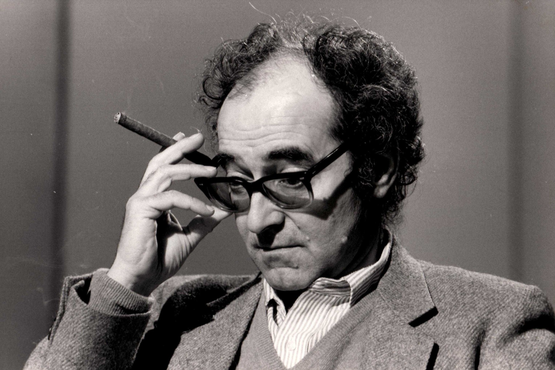 Jean Luc Godard a 7/7 en 1983
PARIS . 1983//GINIES_GINIES763/Credit:GINIES MICHEL/SIPA/1805150846,Image: 371739776, License: Rights-managed, Restrictions: , Model Release: no, Credit line: GINIES MICHEL / Sipa Press / Profimedia