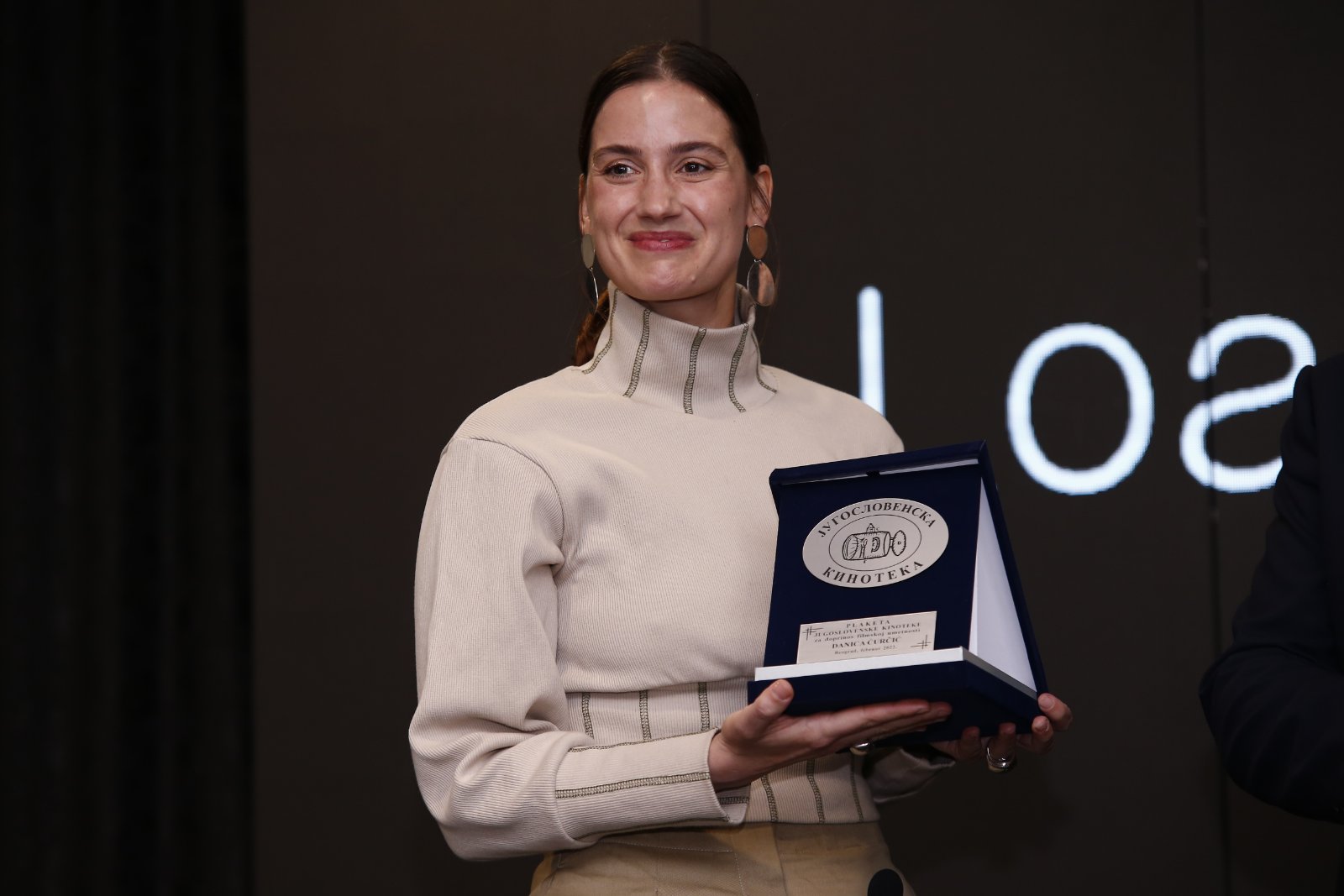 Beograd, 05.03.2022. "KOMBANK DVORANA Dodela plakete Kinoteke Danici Ćurčić
Ekipa filma  ČEKAJUĆI HANDKEA, Goran Radovanović, reditelj, Nenad Pirnat, montažer
Srđan Petrović, protagonista Foto: Nemanja Jovanović/Nova.rs