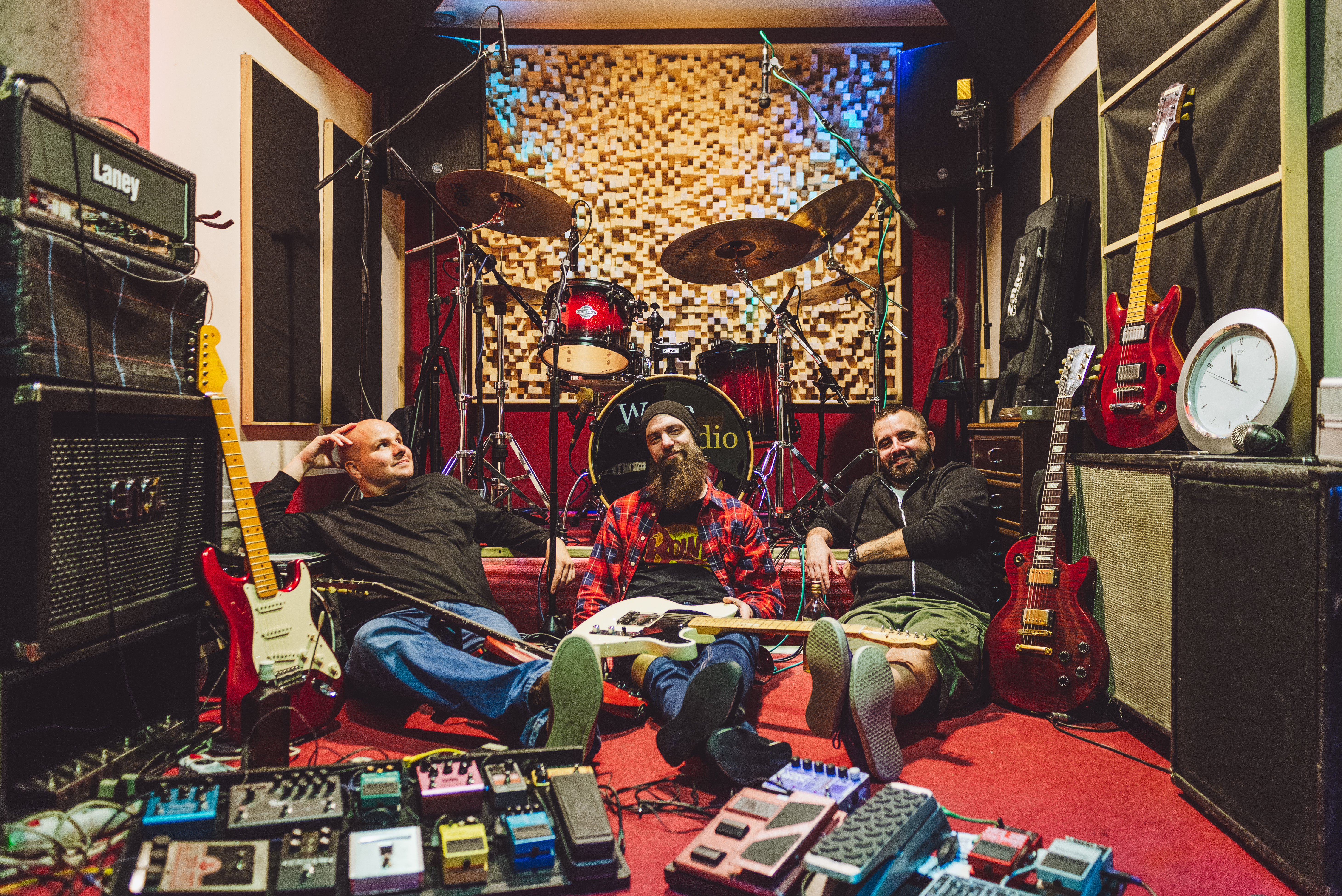 Consecration2019_analogpool3_Skullcheez