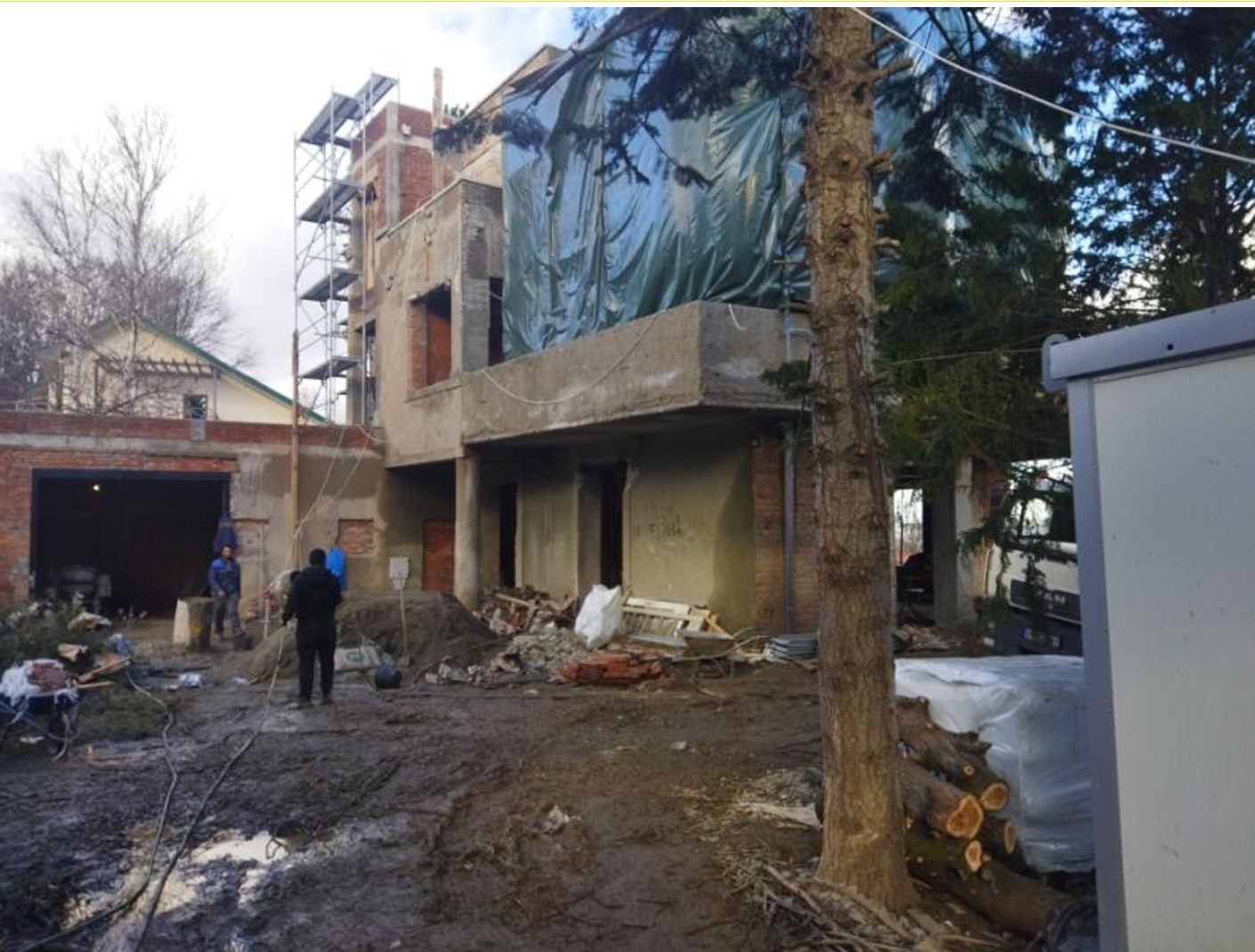 Uništavanje spomenika kulture Vila Šterić na Dedinju, saopštenje i apel za sprečavanje uništavanje vile koja je delo arhitekte MIlana Zlokovića, posalo nam slike Đorđe Mojović upravitelj fondacije