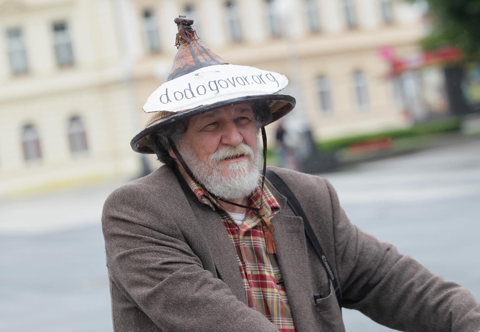 11.06.2013., Koprivnica - Slovenski umjetnik Marko Brecelj je u sklopu svojeg performasa Sinu cara Franje sredistem grada proveo magarca. Marko Brecelj. Photo: Marijan Susenj/PIXSELL