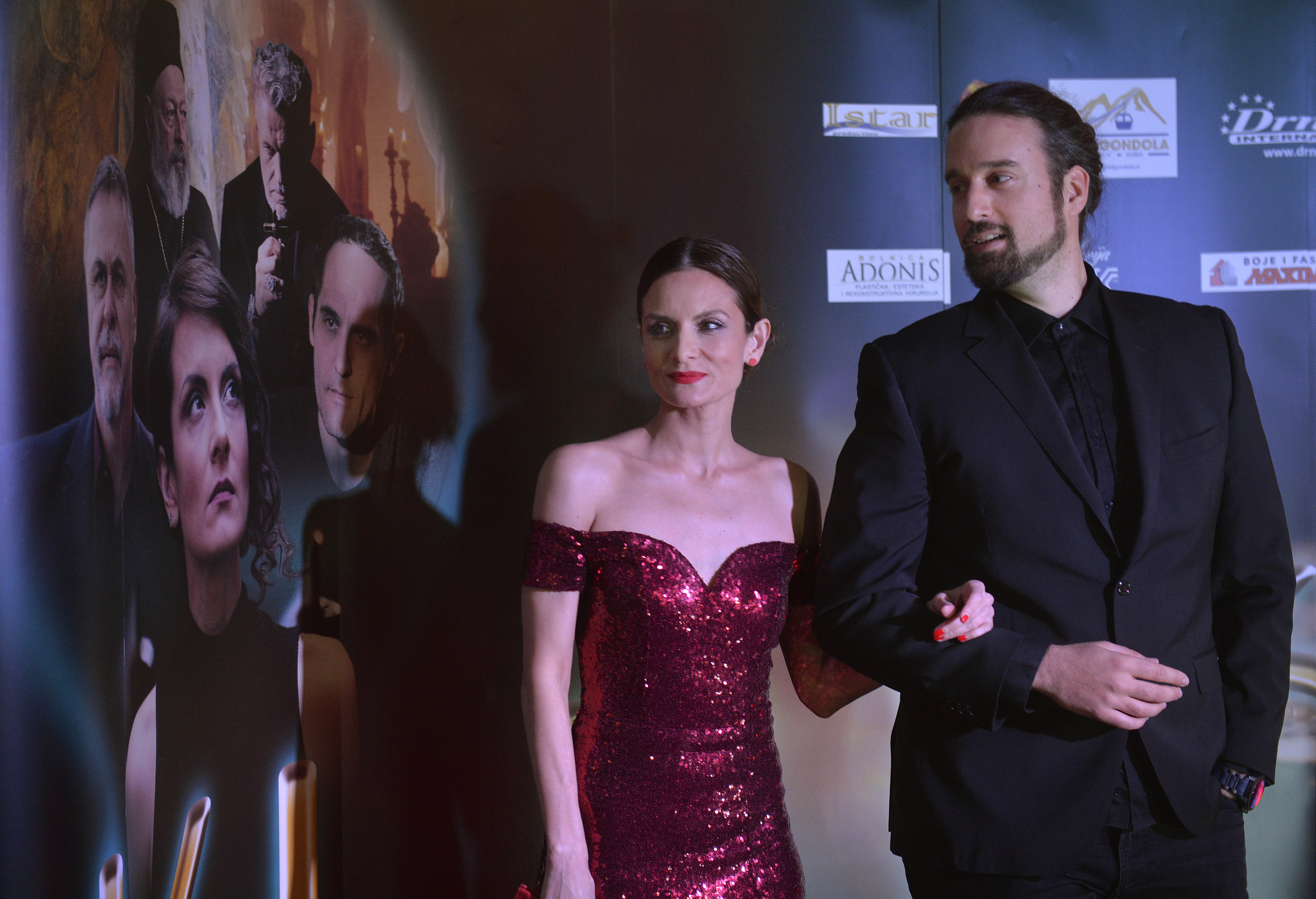 Beograd, 22. februara 2022.-Glumica Sonja Kolacaric na premijeri filma "Kljuc".Premijera  domaceg filma "Kljuc" reditelja Marka Sopica, odrzana  je veceras u Kombank dvorani. FOTO TANJUG/ RADE PRELIC/ nr