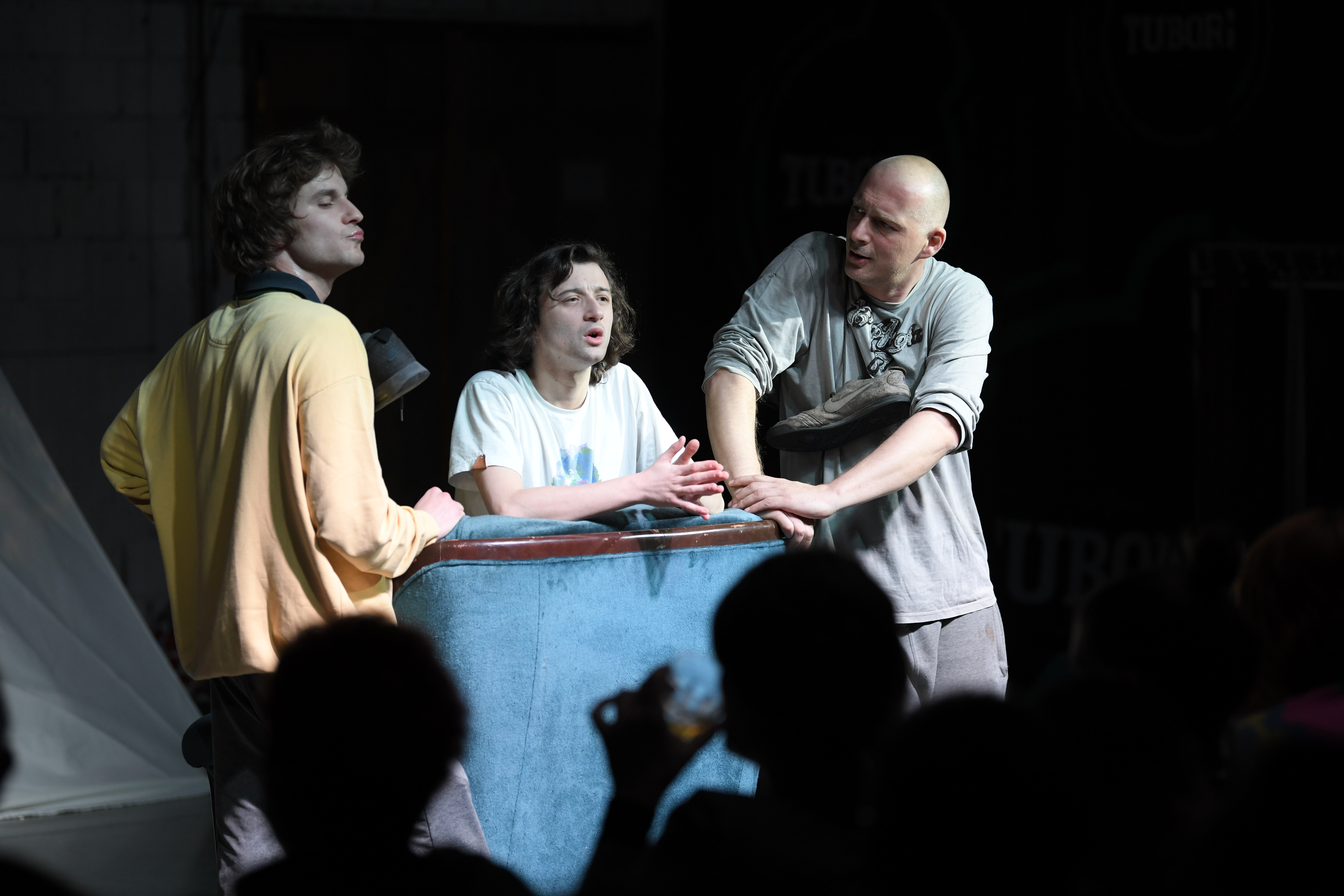 Beograd 15. januar 2022.  Premijera predstave Jelene Bogavac „Betmen Robin Beograd“ u Dorćol Platzu. Reflektor teatar Foto:Dragan Mujan/Nova.rs