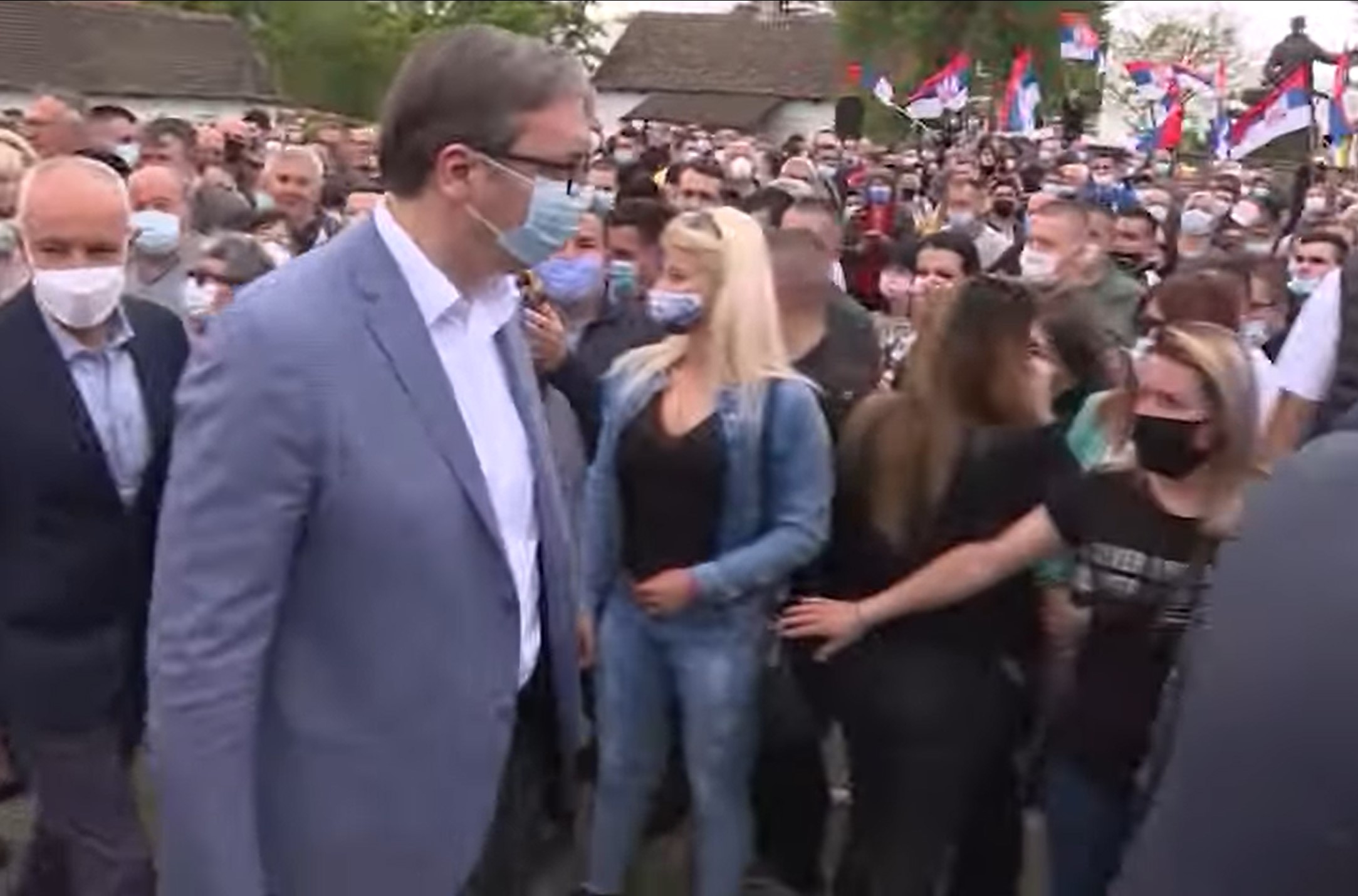 Medju nama, Među nama