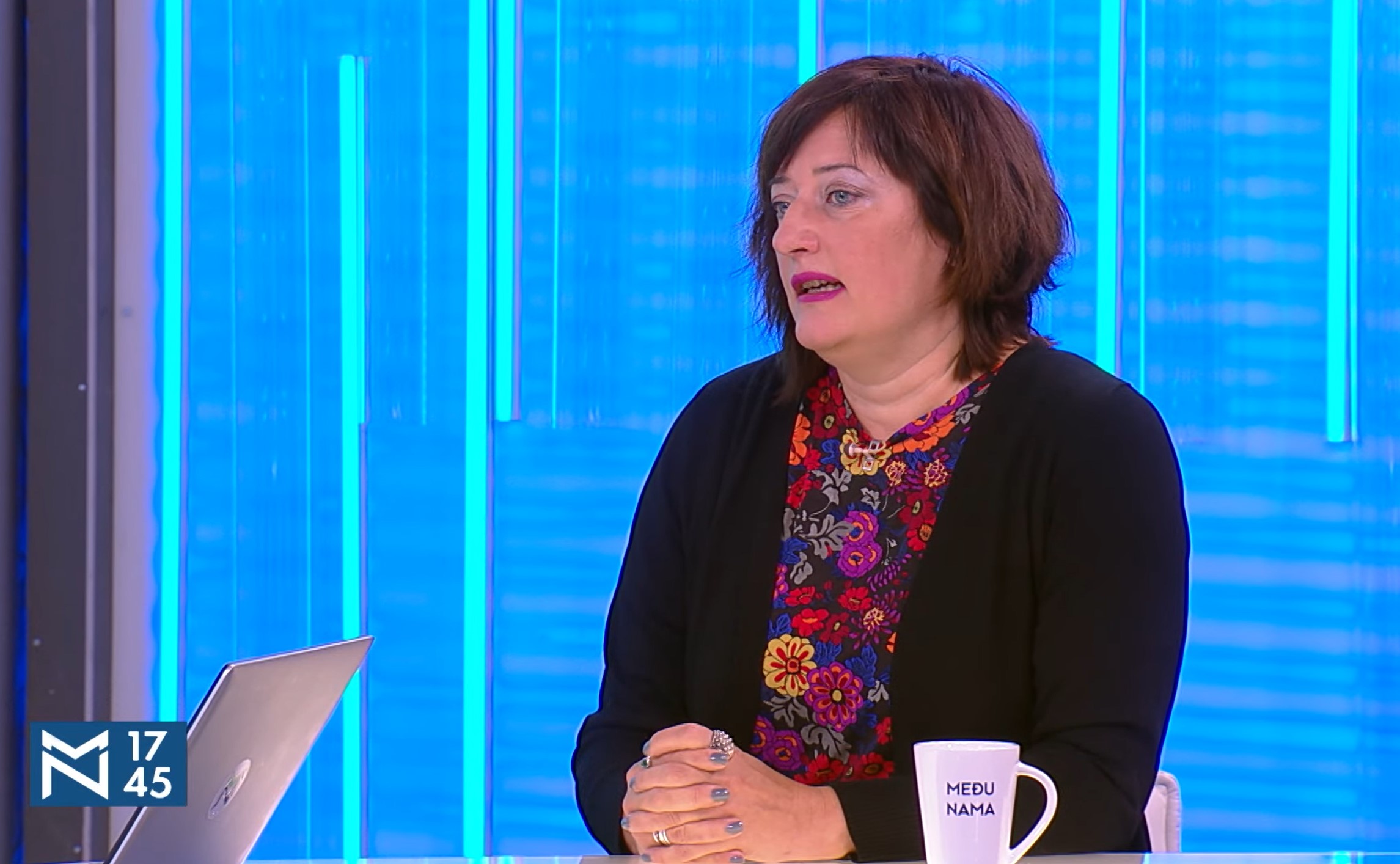 Medju nama, Među nama