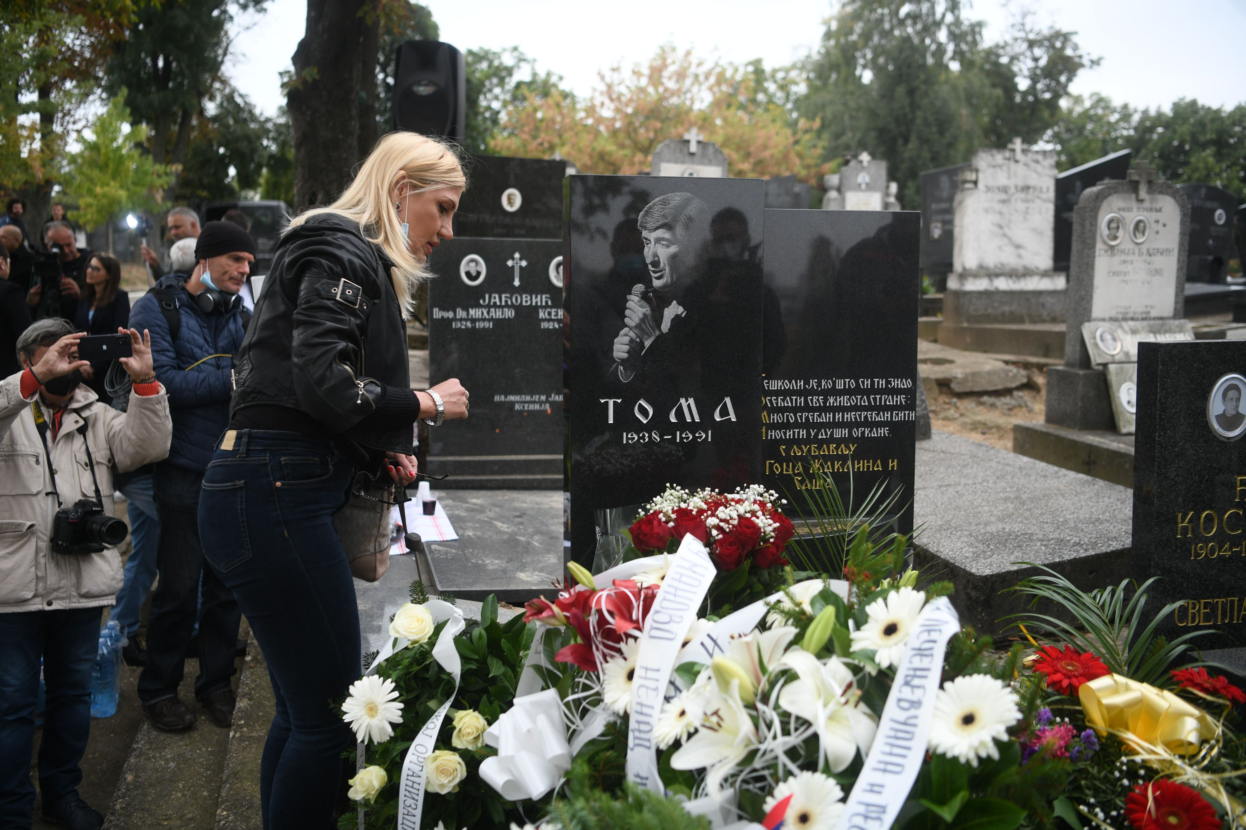 Beograd, 30.09.2021. Centralno groblje, Pomen Toma Zdravković, Jovana Tipšin,30 godina od smrti Foto: Filip Krainčanić/Nova.rs