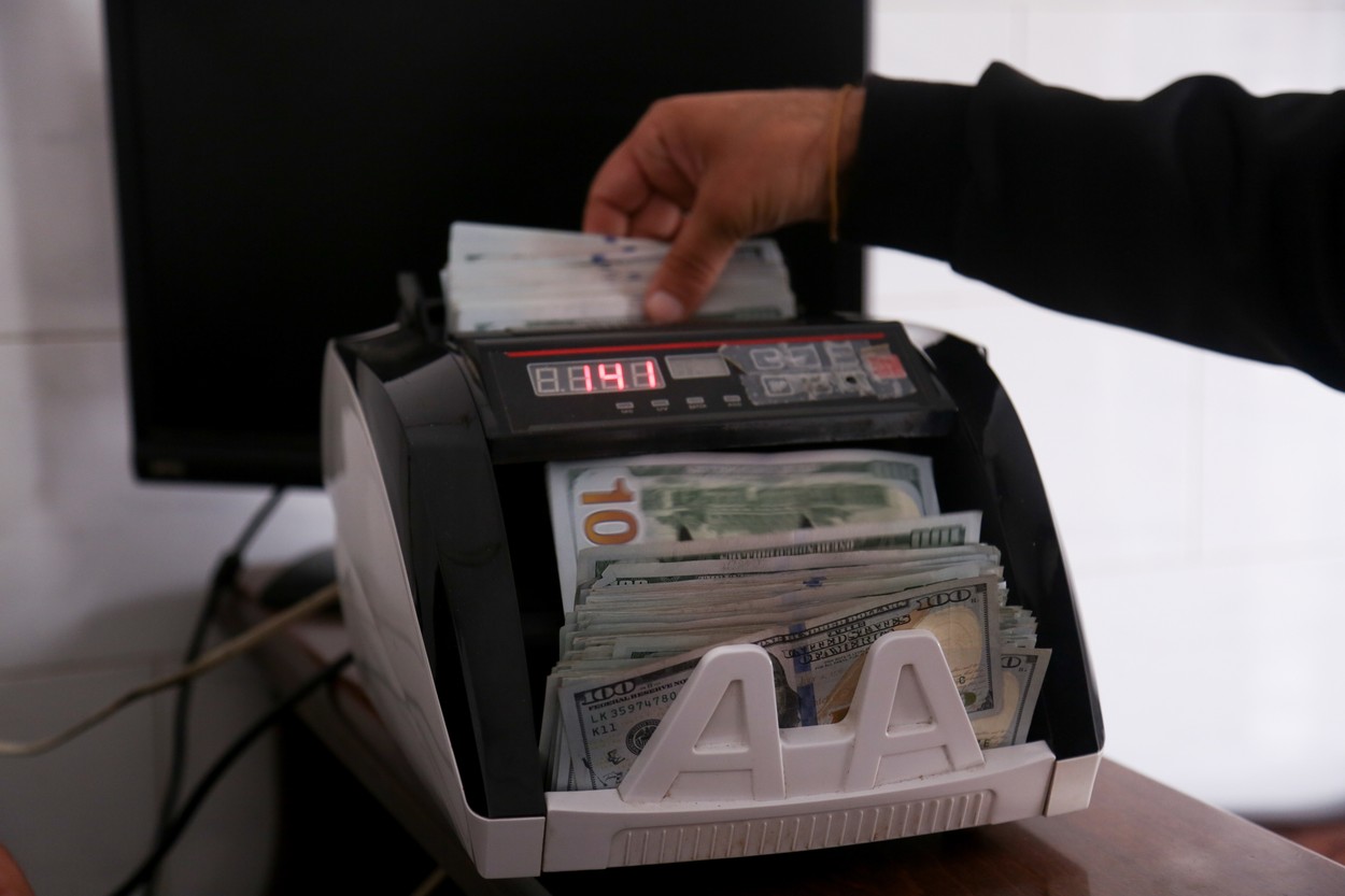 Currencies in use in the Gaza Strip, Palestine
