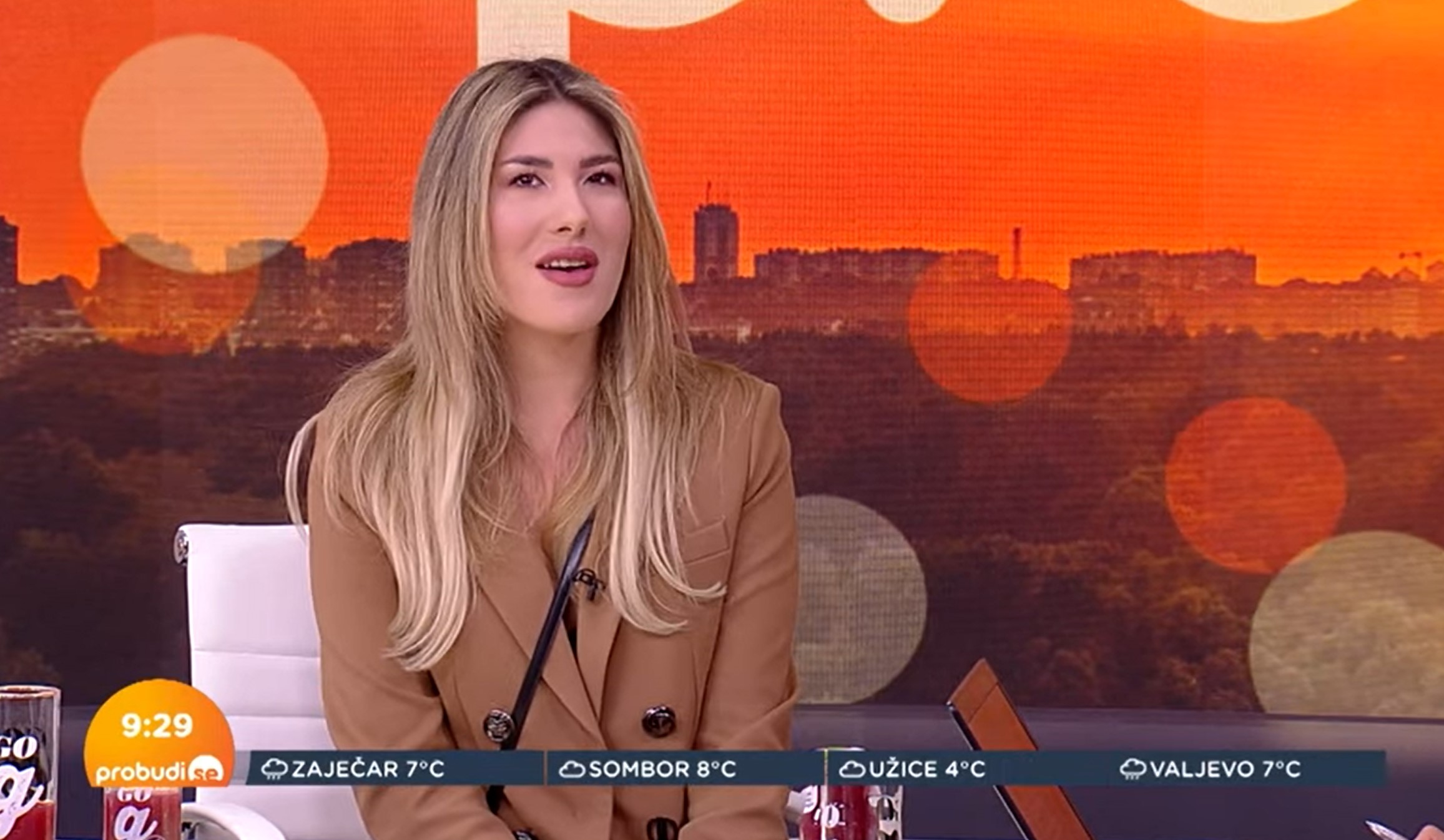 Probudi Se
Mia: Da li nam nedostaje pop muzika?