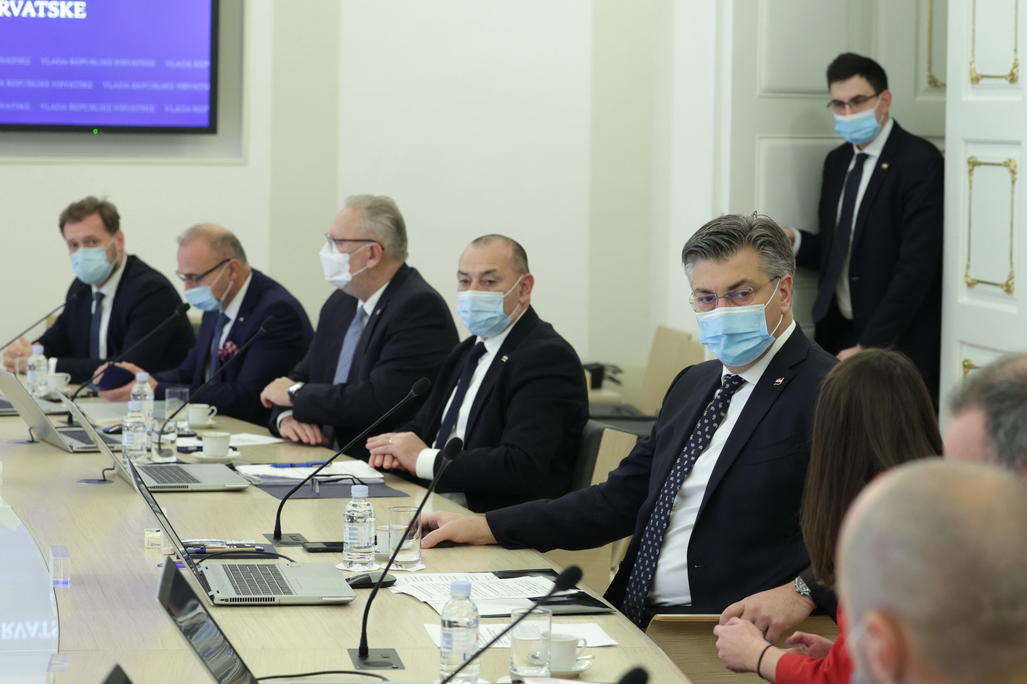 ANDREJ PLENKOVIC NA SEDNICI VLADE