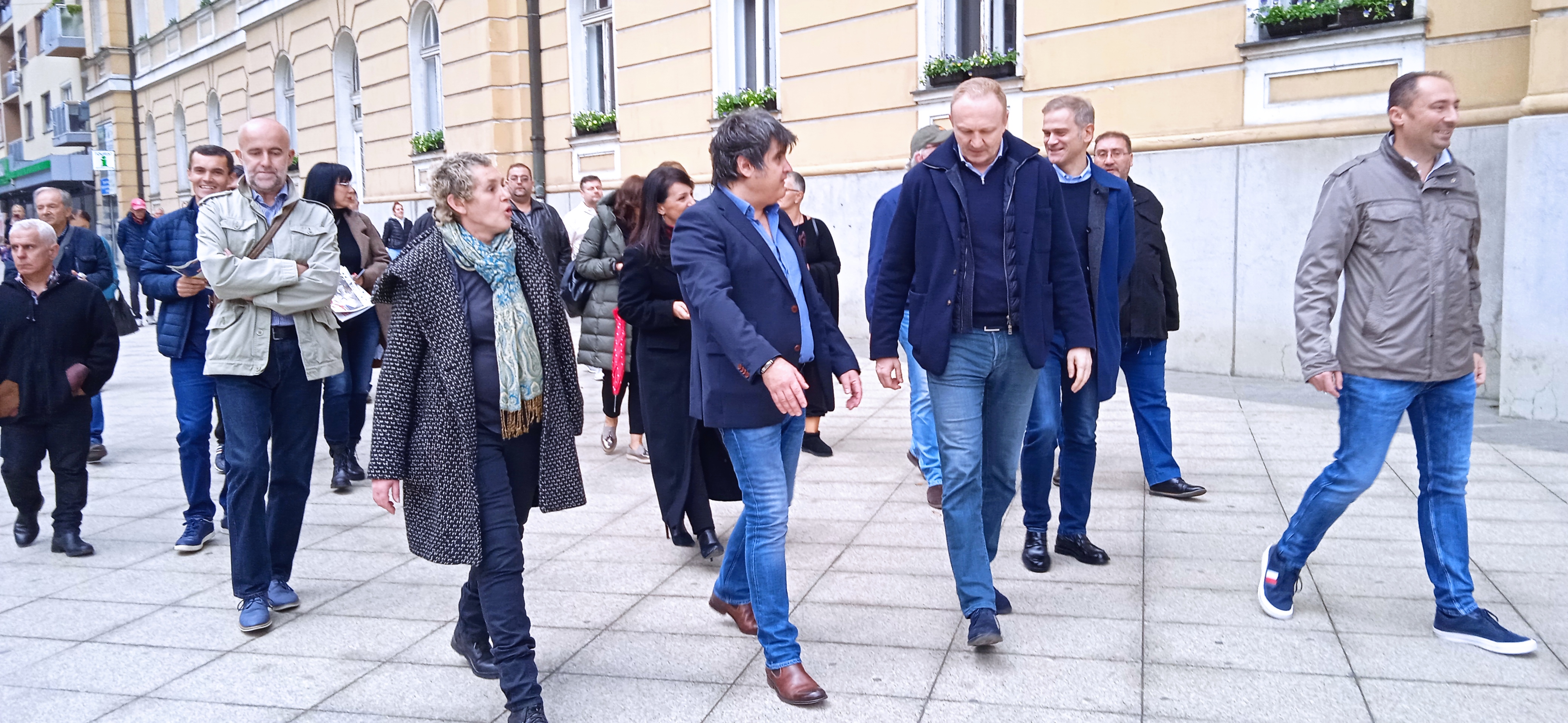 Inspekcija zatvorila kafić u Užicu u kome je juče sedeo Đilas, Užice