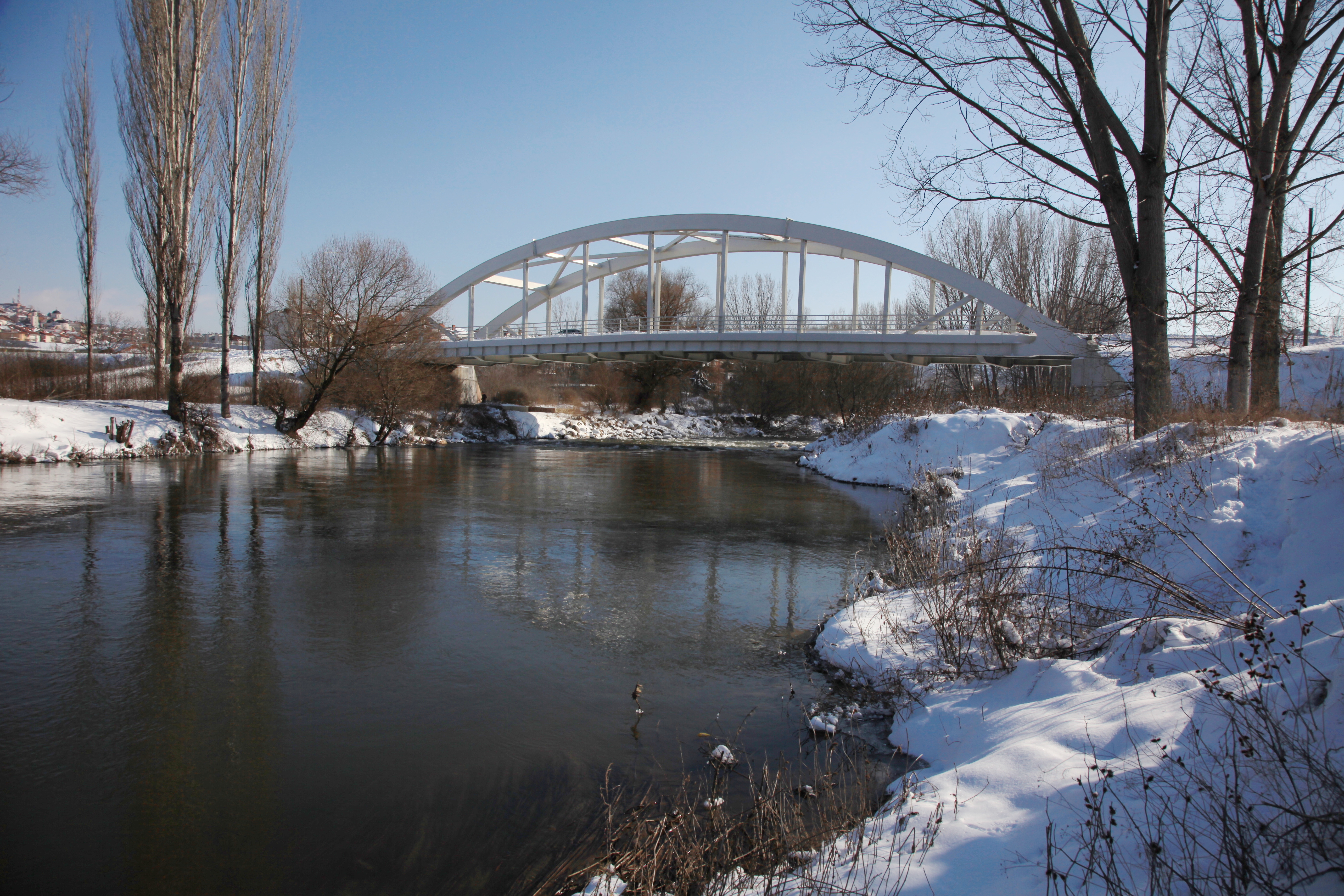 White,Bridge,With,Winter,Landscape,Along,The,River,Bregalnica,In