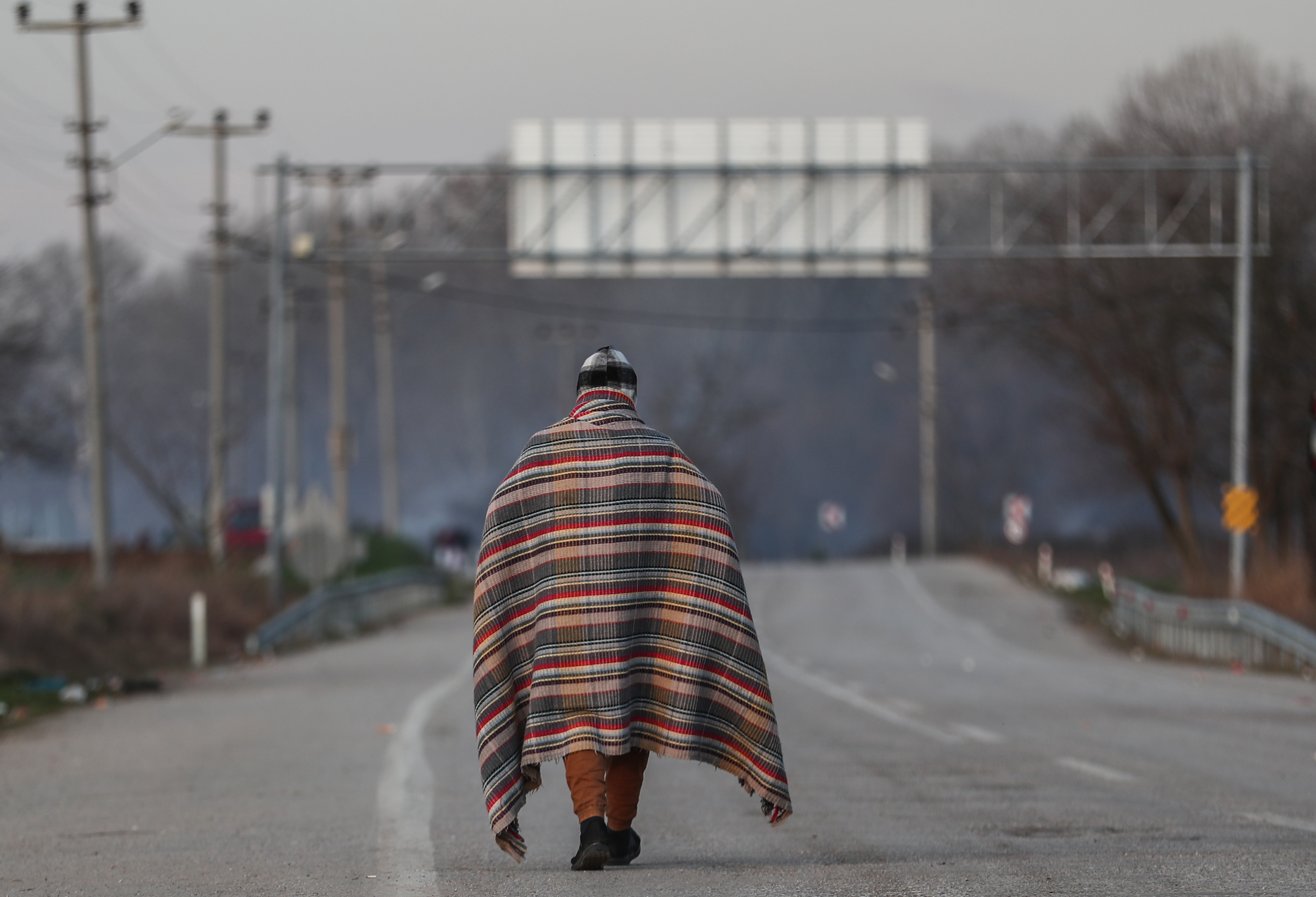 Migranti Grcka Turska Refugees and migrants gather at the Turkish-Greek land border