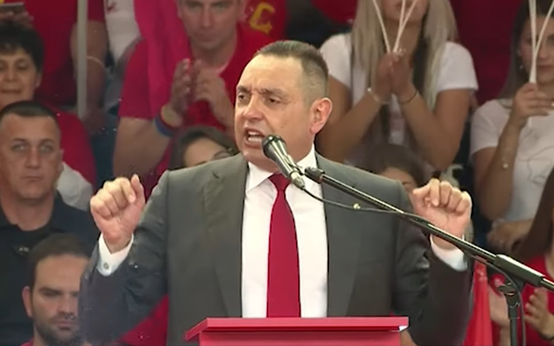 Medju nama, PKG SNS (ĐURO) - SNS turneje i medijska kampanja protiv negativnih pokliča na utakmicama?