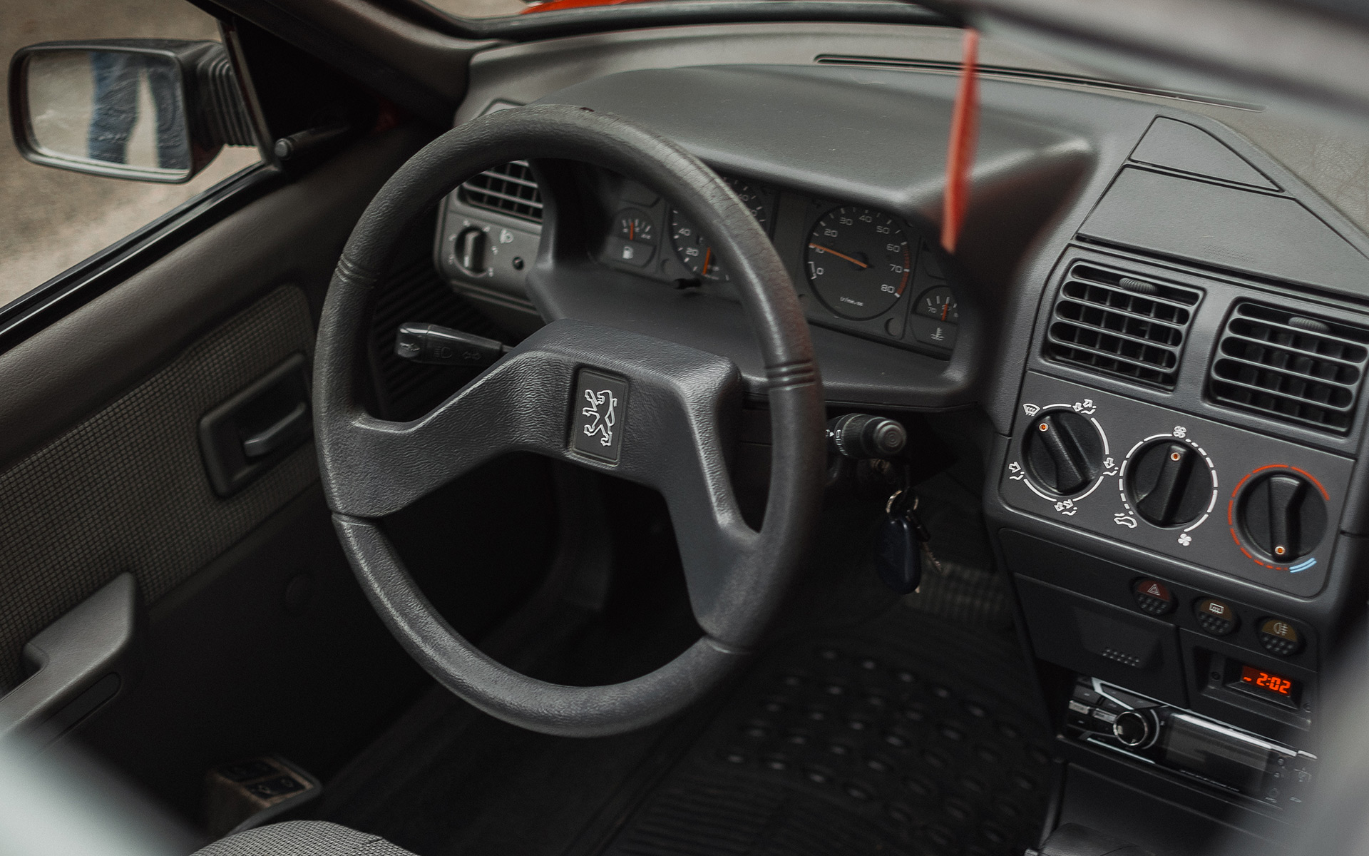 oldtimer, peugoet 205, auto, automobil Foto: Miloš Nikodijević