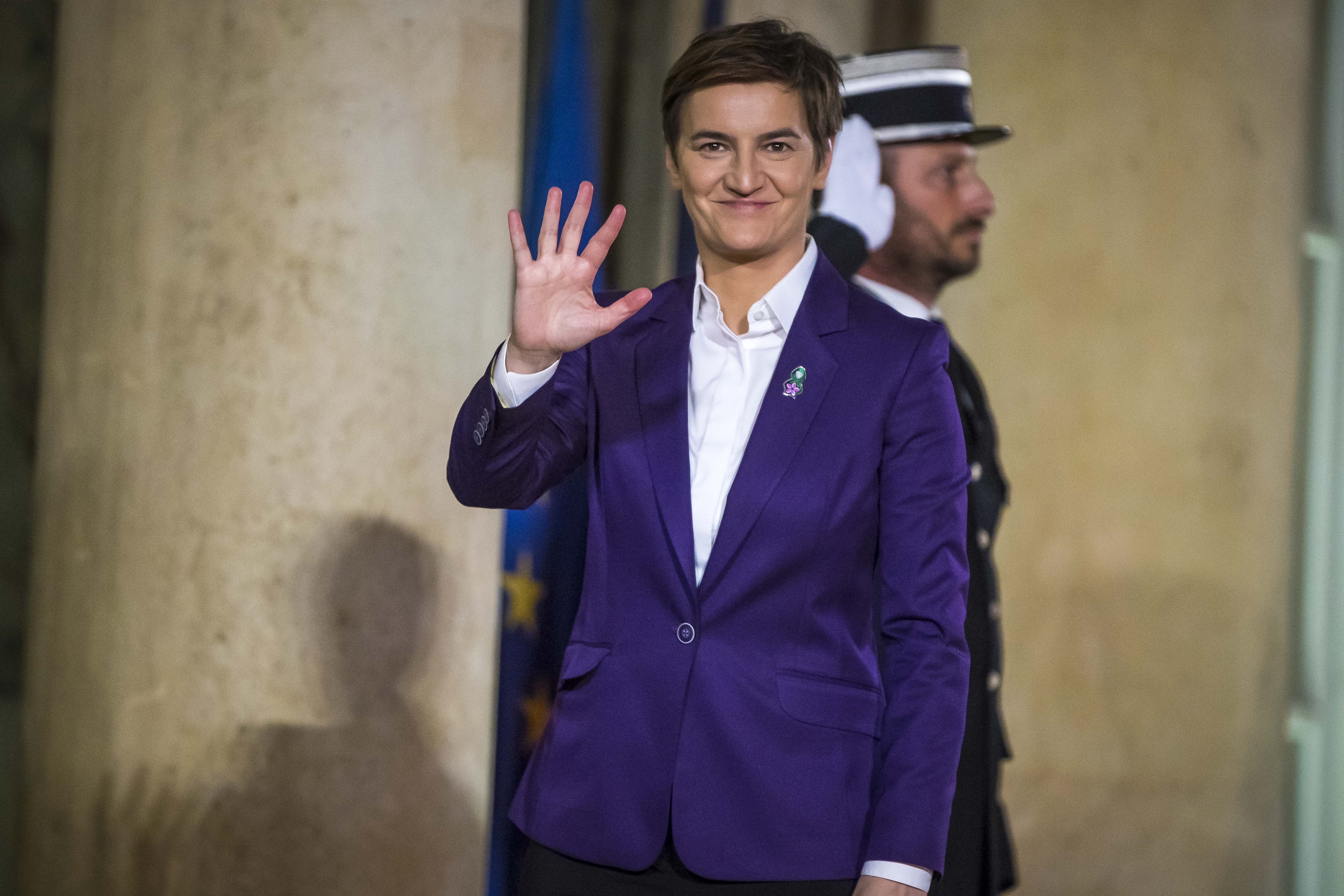 epa09577423 Serbia's Prime Minister Ana Brnabic arrives at a dinner held for the opening of the Paris Peace Forum, at the Elysee Palace in Paris, France, 11 November 2021.  EPA-EFE/CHRISTOPHE PETIT TESSON