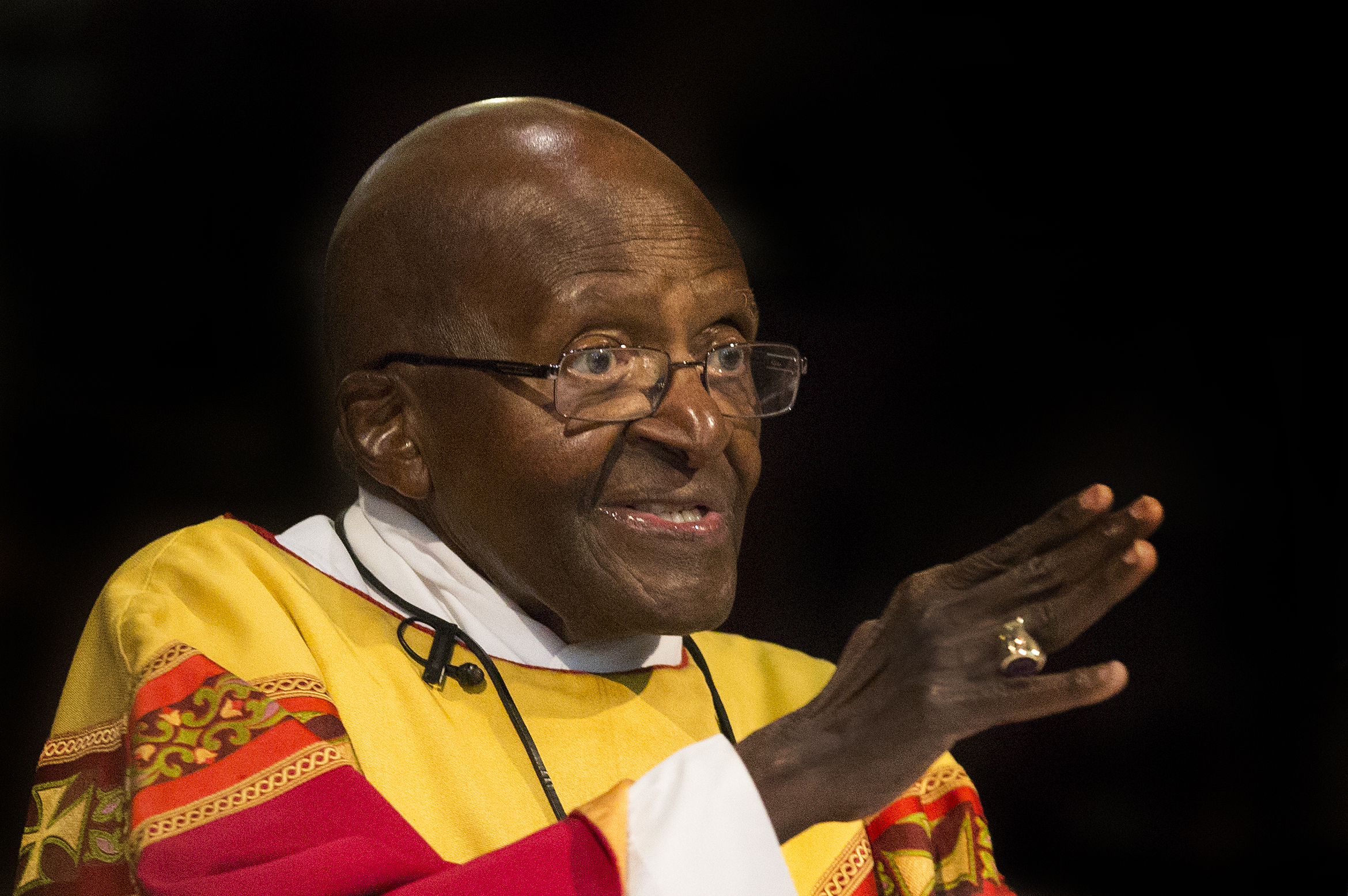 Former South African Anglican Archbishop Desmond Tutu dies aged 90