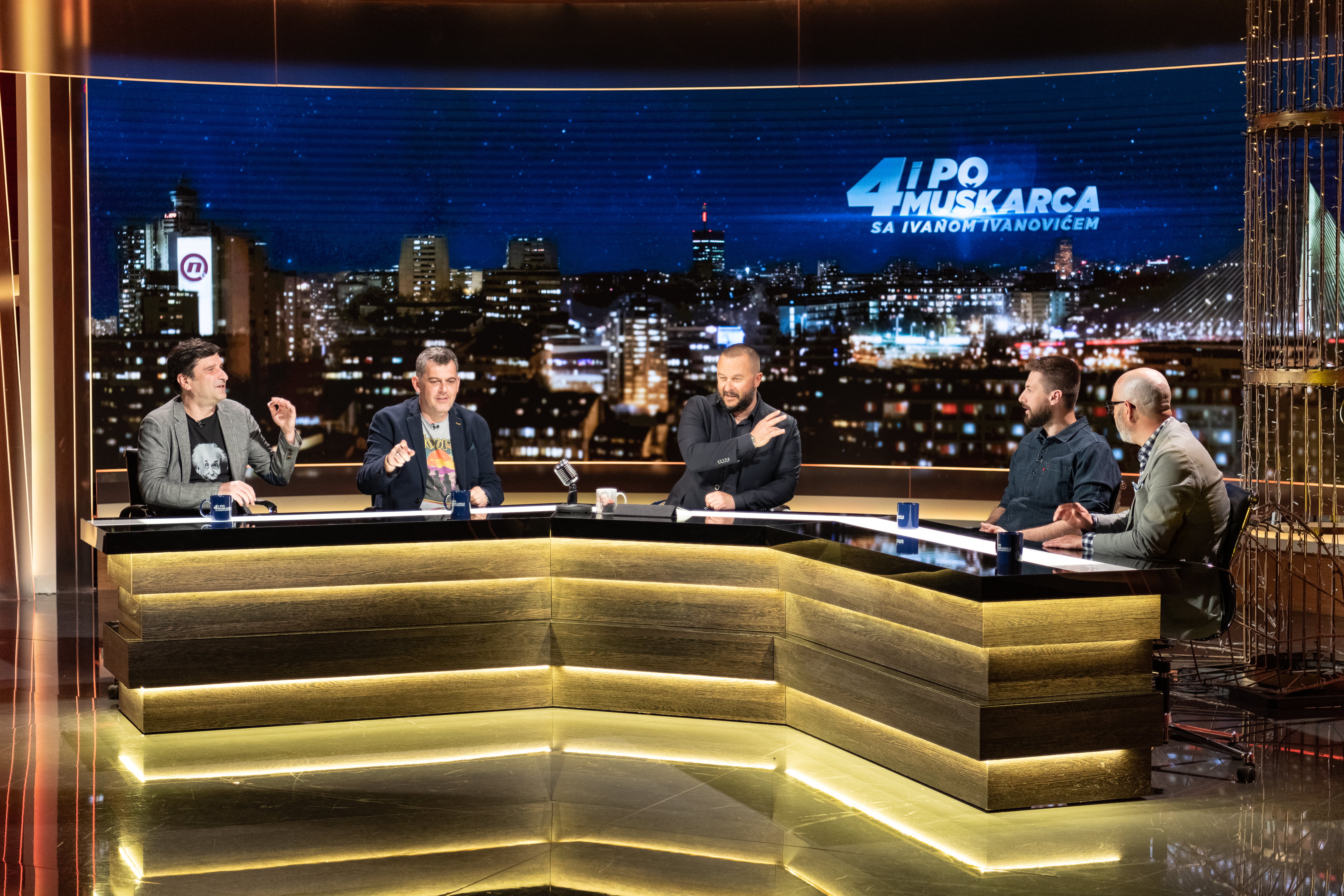 4 i po muškarca sa Ivanom Ivanovićem Foto: Ivan Dinić/Nova S