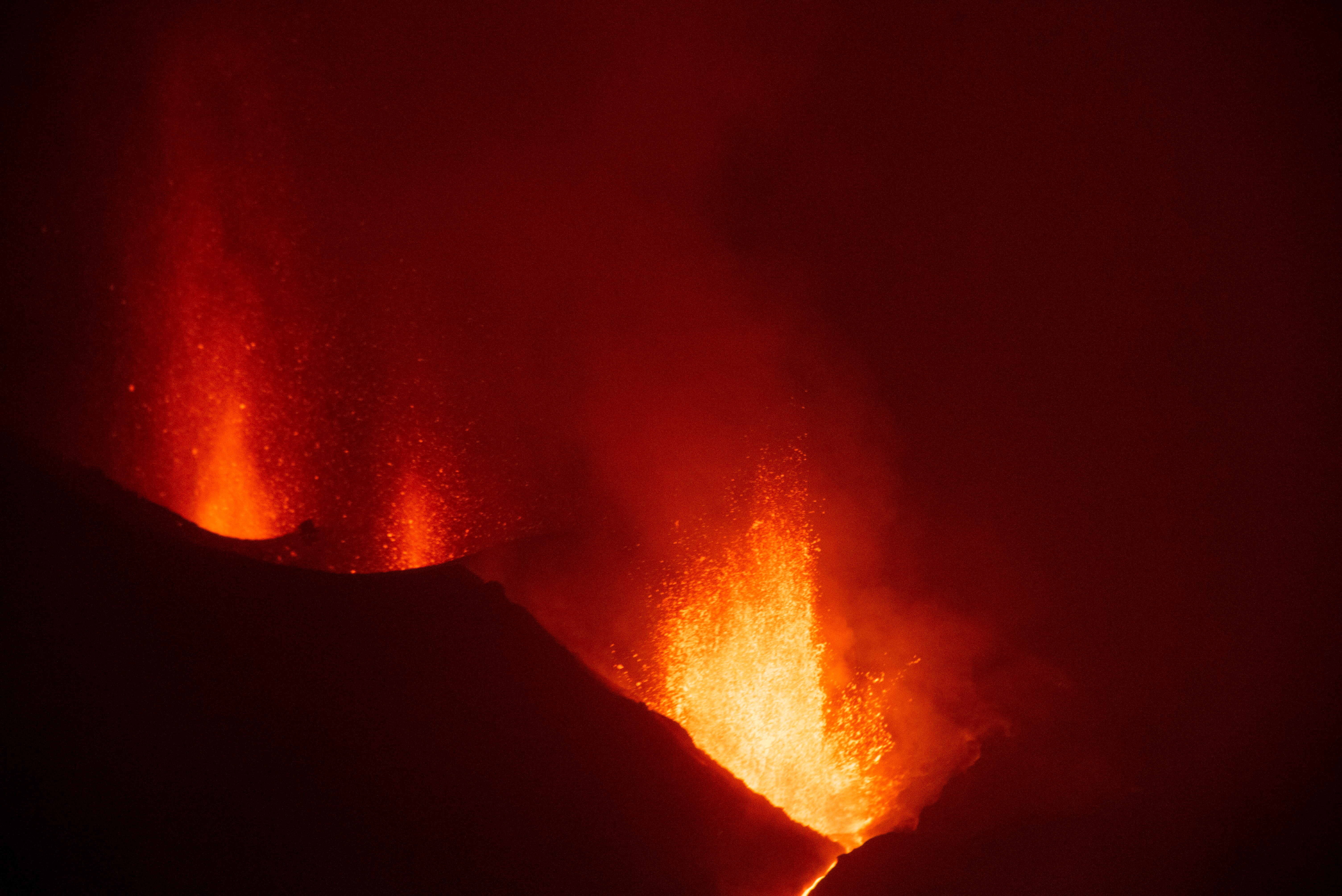 Lava rises from the Cumbre Vieja volcanic eruption in La Palma, Canary Islands, Spain, 12 October 2021. EPA-EFE/MIGUEL CALERO