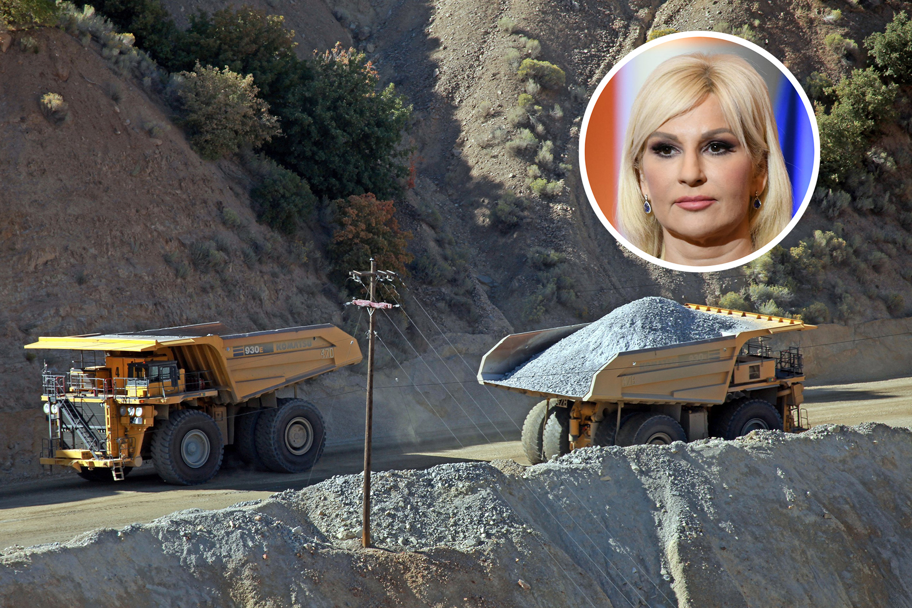 Large mine trucks moving loads of ore on road. Kennecott Copper Mine. Heavy industrial work.,Image: 89460235, License: Rights-managed, Restrictions: , Model Release: no, Credit line: Don Despain / Alamy / Profimedia
