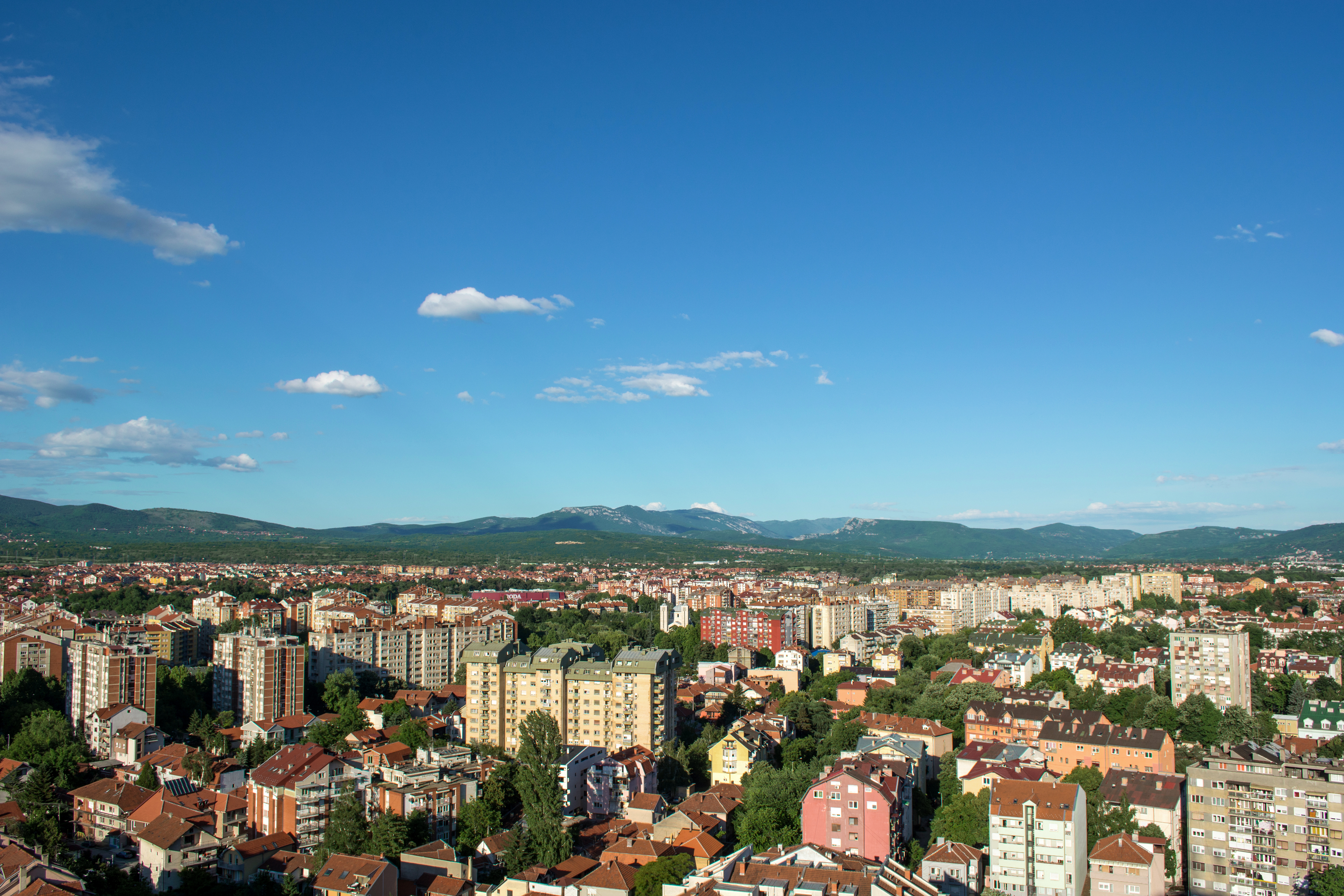 Nis,,Serbia,-,May,16,,2018,Scenery,With,Cityscape,And