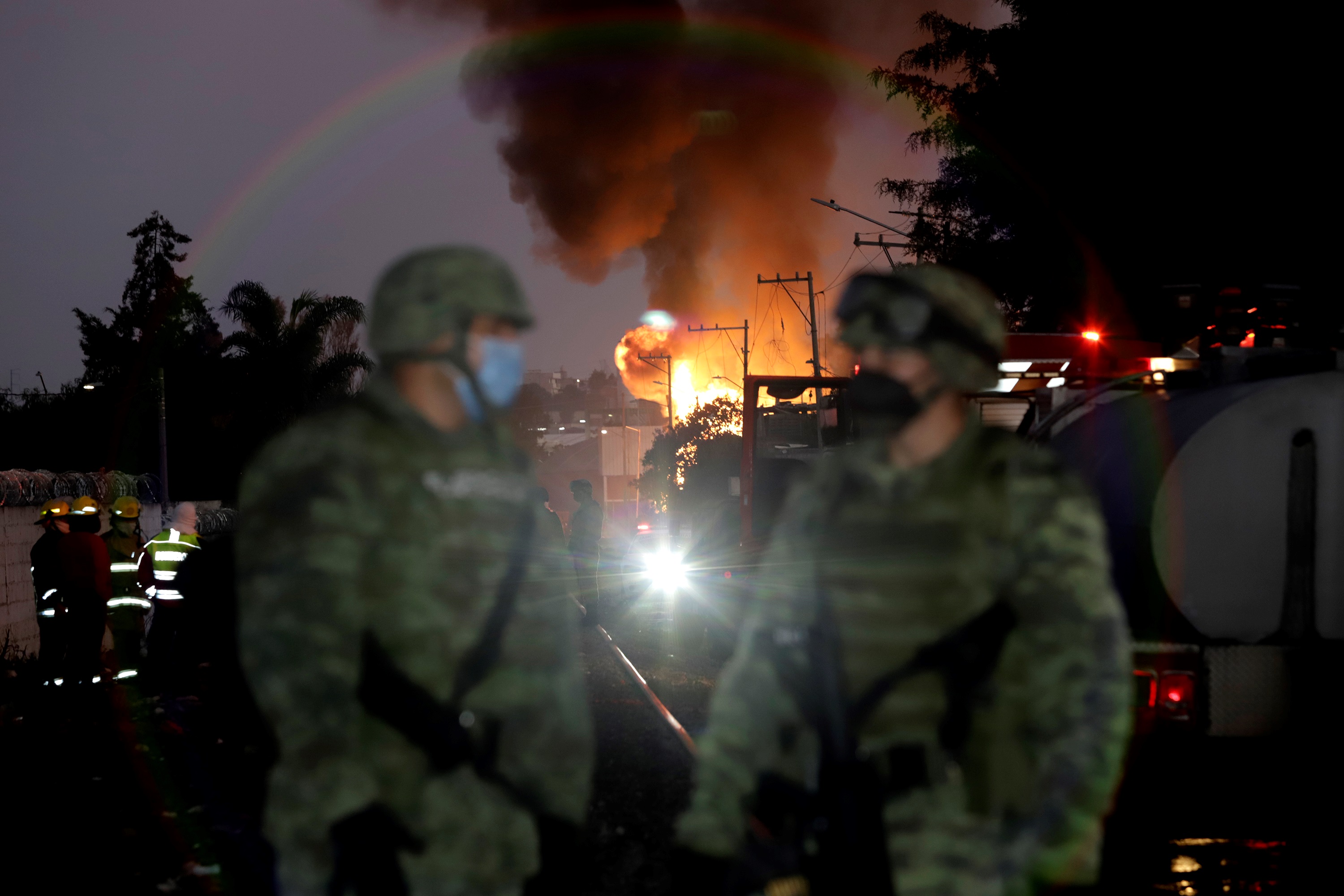 Explosion due to clandestine gas intake in the state of Puebla