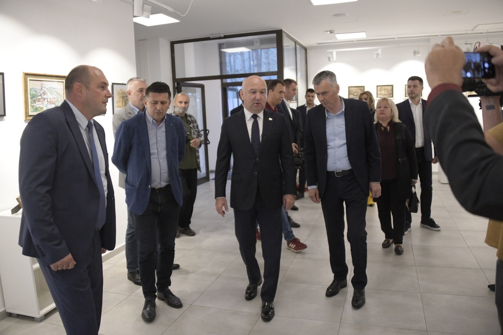 OTVOREN INOVACIONI BIZNIS CENTAR ZLATIBOR
