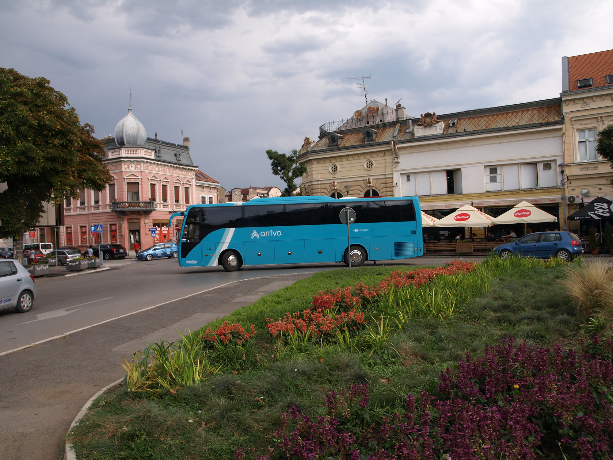 OLYMPUS DIGITAL CAMERA