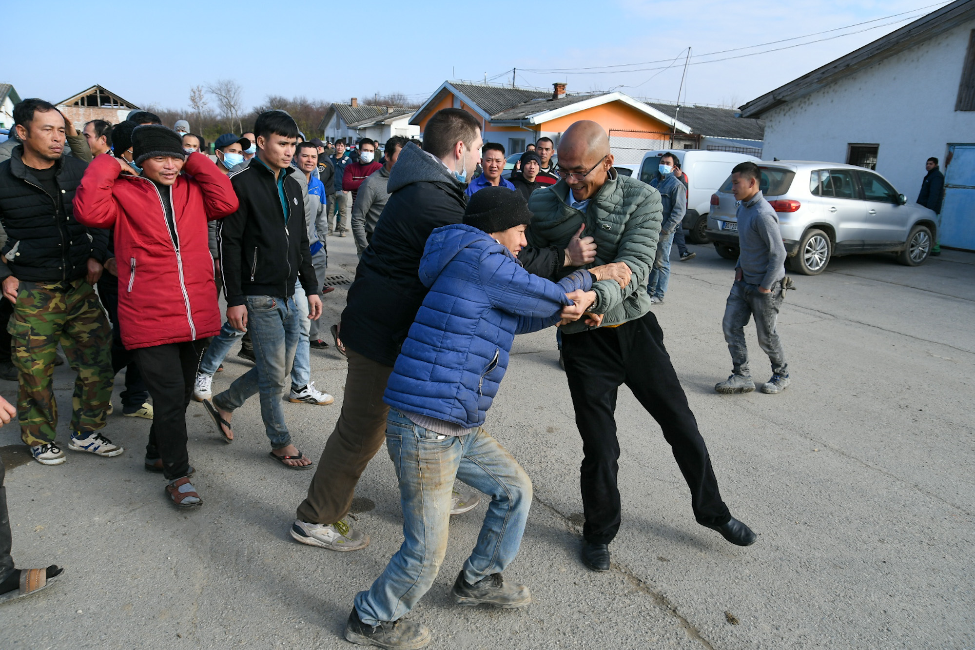 Zrenjanin 17.11.2021. LingLong, Ling Long, vijetnamci Foto: Nova.rs