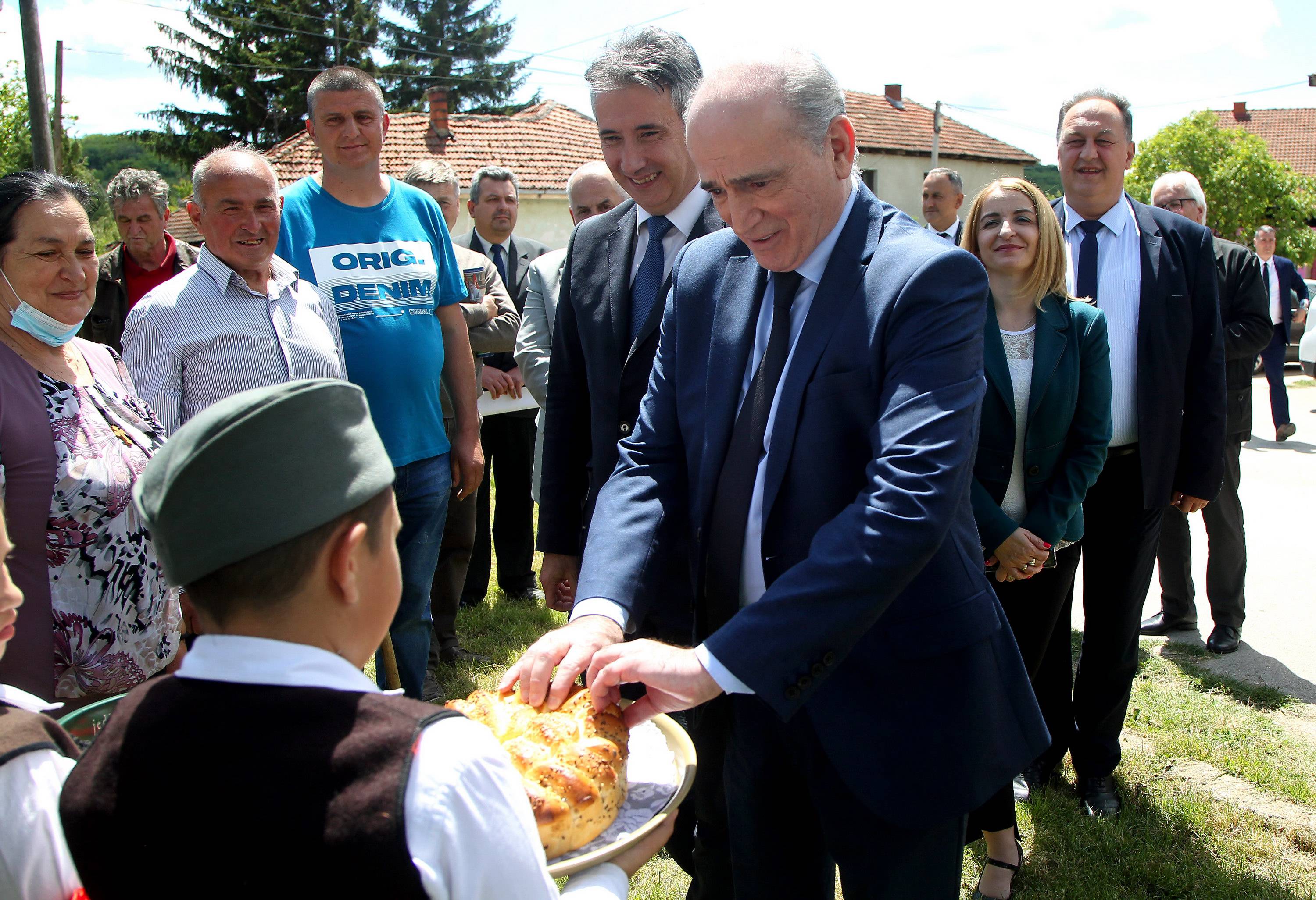 MILAN KRKOBABIC POSETIO PCINJSKI UPRAVNI OKRUG