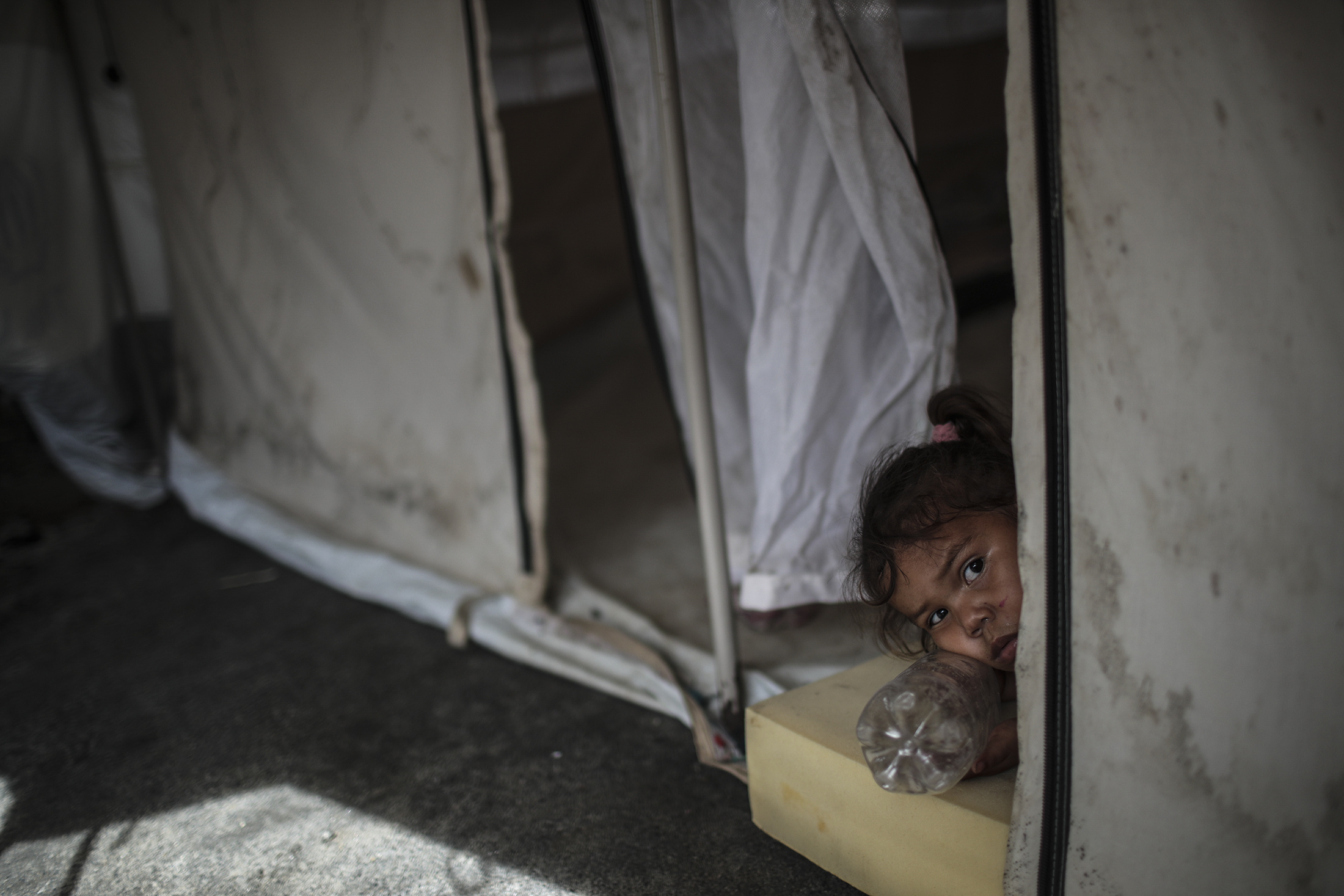 devojčica; siromaštvo