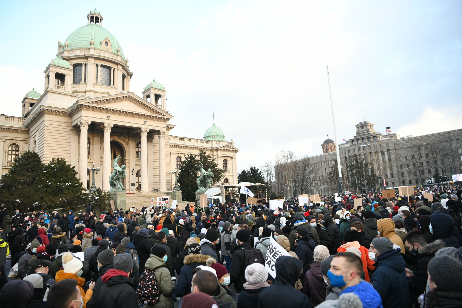 Beograd 16. januar 2021. Udruzenje radnika na internetu (frilenseri) protest ispred Narodne skupstine u Beogradu  Foto:Vesna Lalić/Nova.rs
