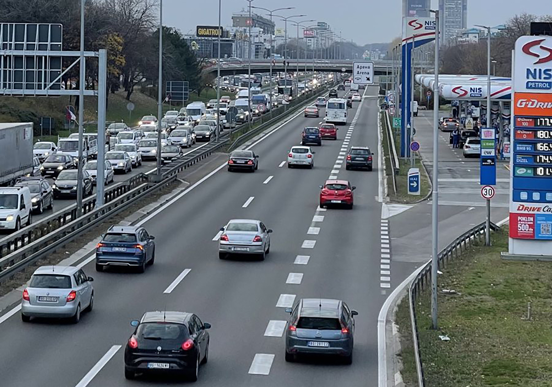 gužva u gradu