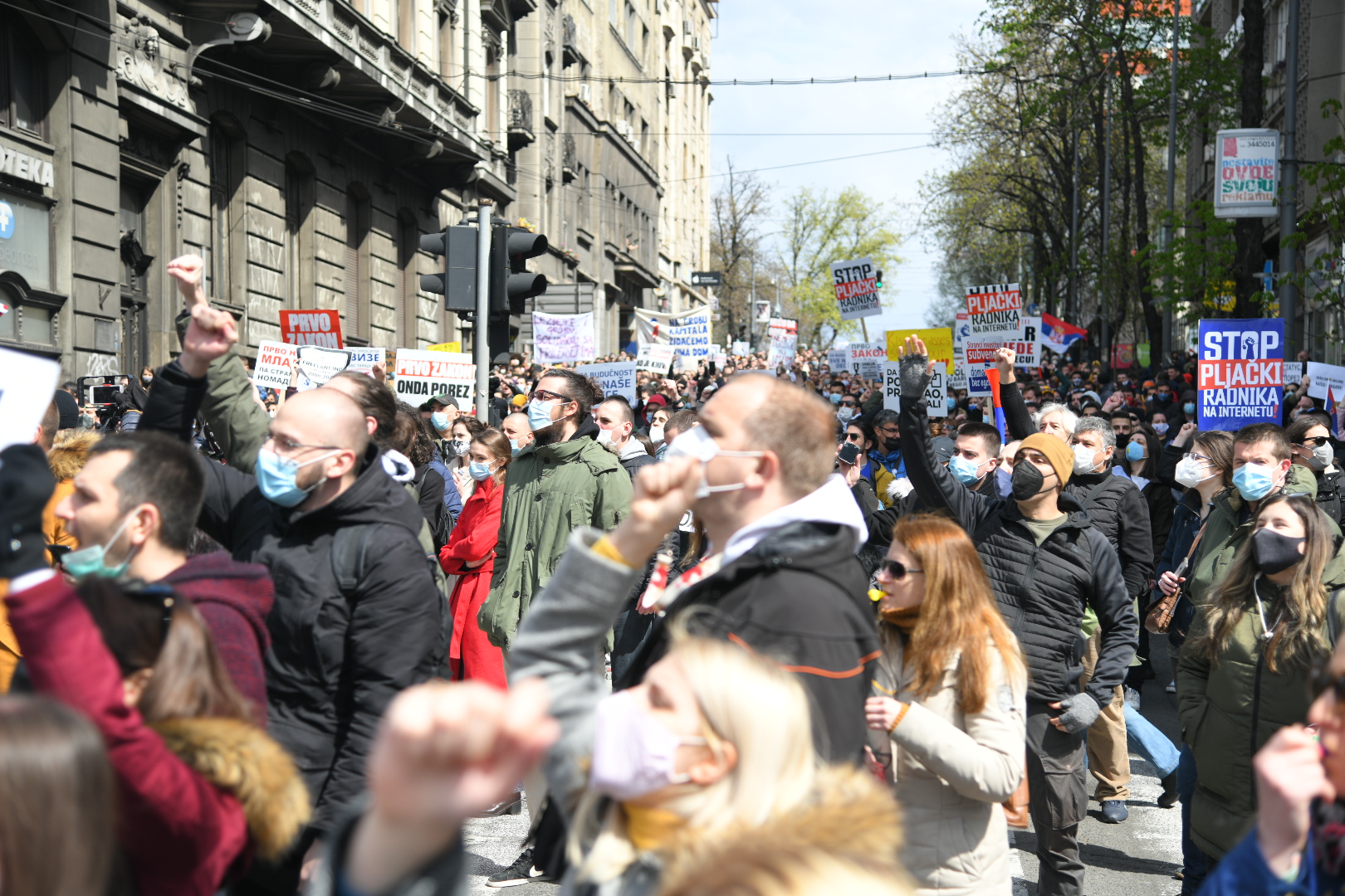 Beograd, 08.04.2021. Protest frilensera ispred Skupštine, Frilenseri, Internet radnici, radnici na internetu, setnja do vlade srbije, vlada srbije, Foto: Nemanja Jovanović/Nova.rs