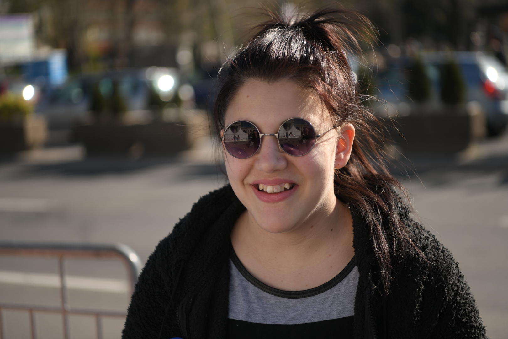 Beograd 09.04.2021. Frilenseri  ispred skustine srbije. Foto: Dragan Mujan/Nova.rs