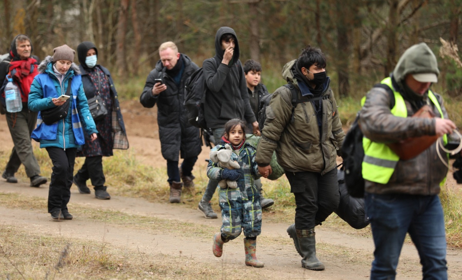 Massive refugees gather at the Bruzgi border crossing in the Belarus side in preparation to enter Poland on Monday Nov 15, 2021.,Image: 643275091, License: Rights-managed, Restrictions: , Model Release: no, Credit line: EyePress via AFP / AFP / Profimedia