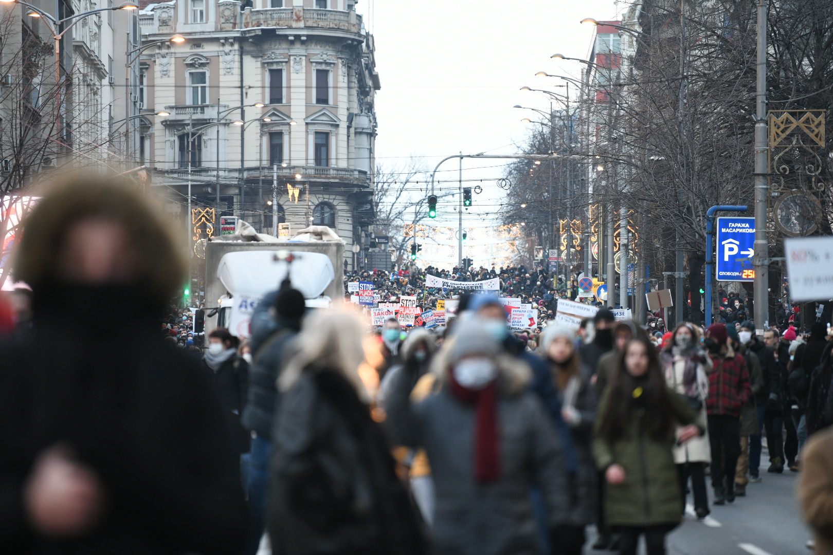 Beograd 16. januar 2021. Udruzenje radnika na internetu (frilenseri) protest ispred Narodne skupstine u Beogradu, protestna setnja  Foto:Vesna Lalić/Nova.rs