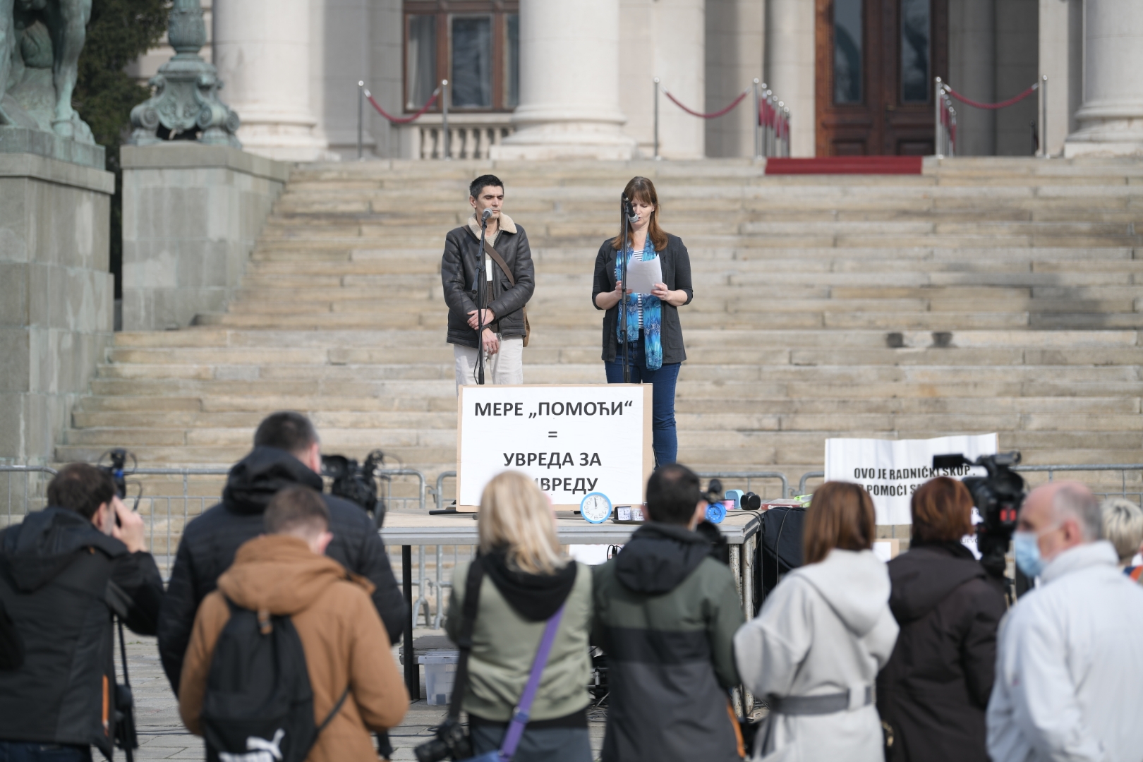 Beograd 06. februar 2021. Protest malih privrednika ispred Skupstine Srbije Foto:Dragan Mujan/Nova.rs