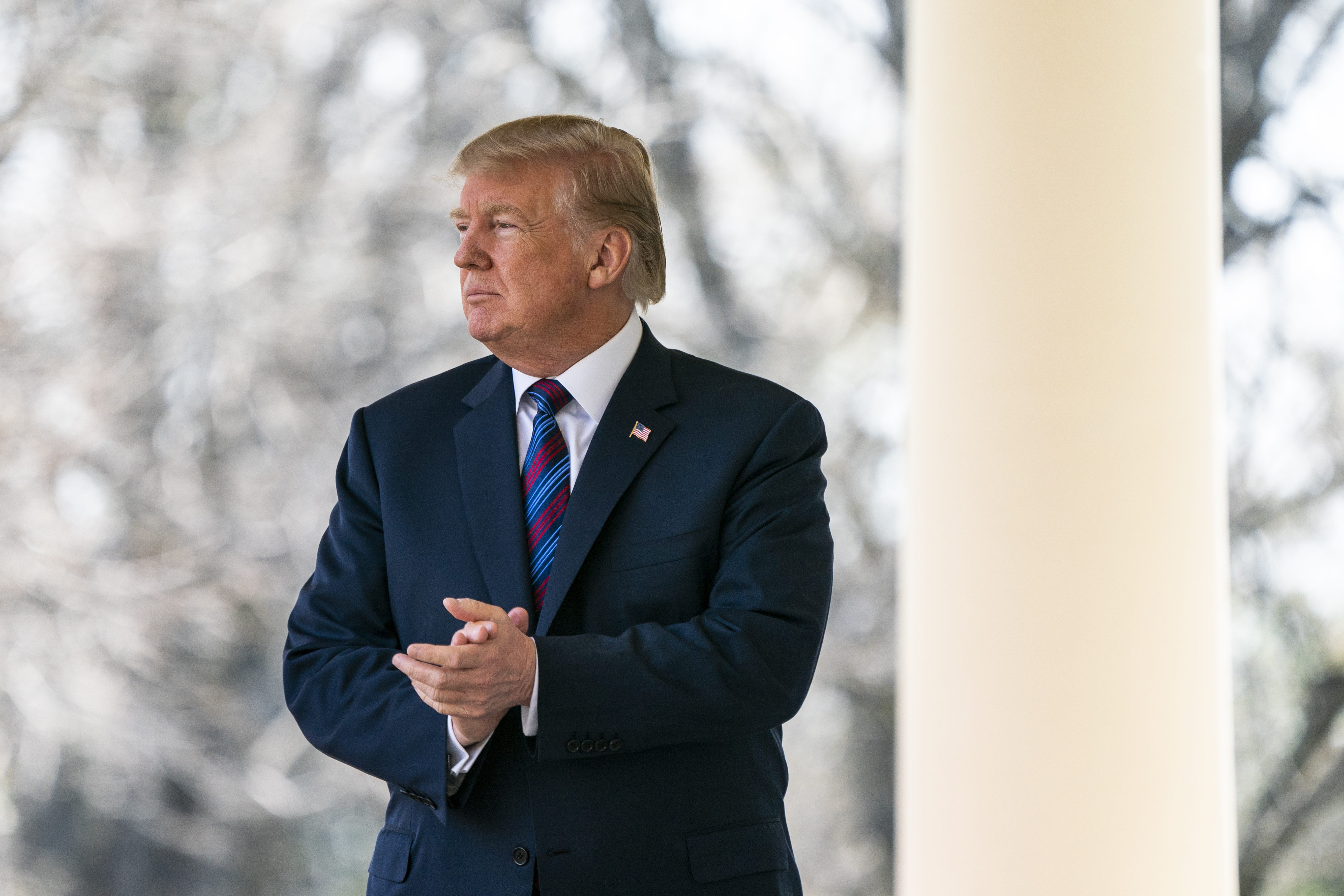 Trump paid 750 US dollars in feder income tax, NYT report states