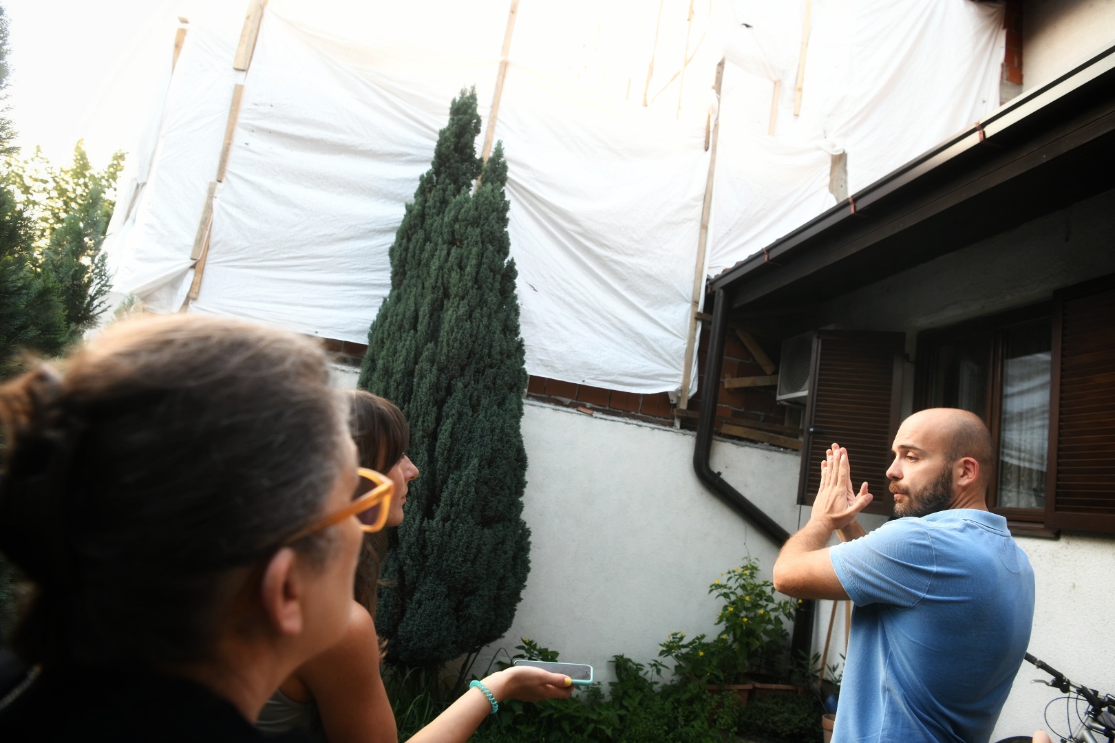 Beograd, 20.07.2021. Bežanijska kosa, Komšije Aleksandra Šapića, problem, radovi na kući, probila voda u podrumu, širi se Aleksandar Šapić, komšije ljute Foto: Vesna Lalić/Nova.rs